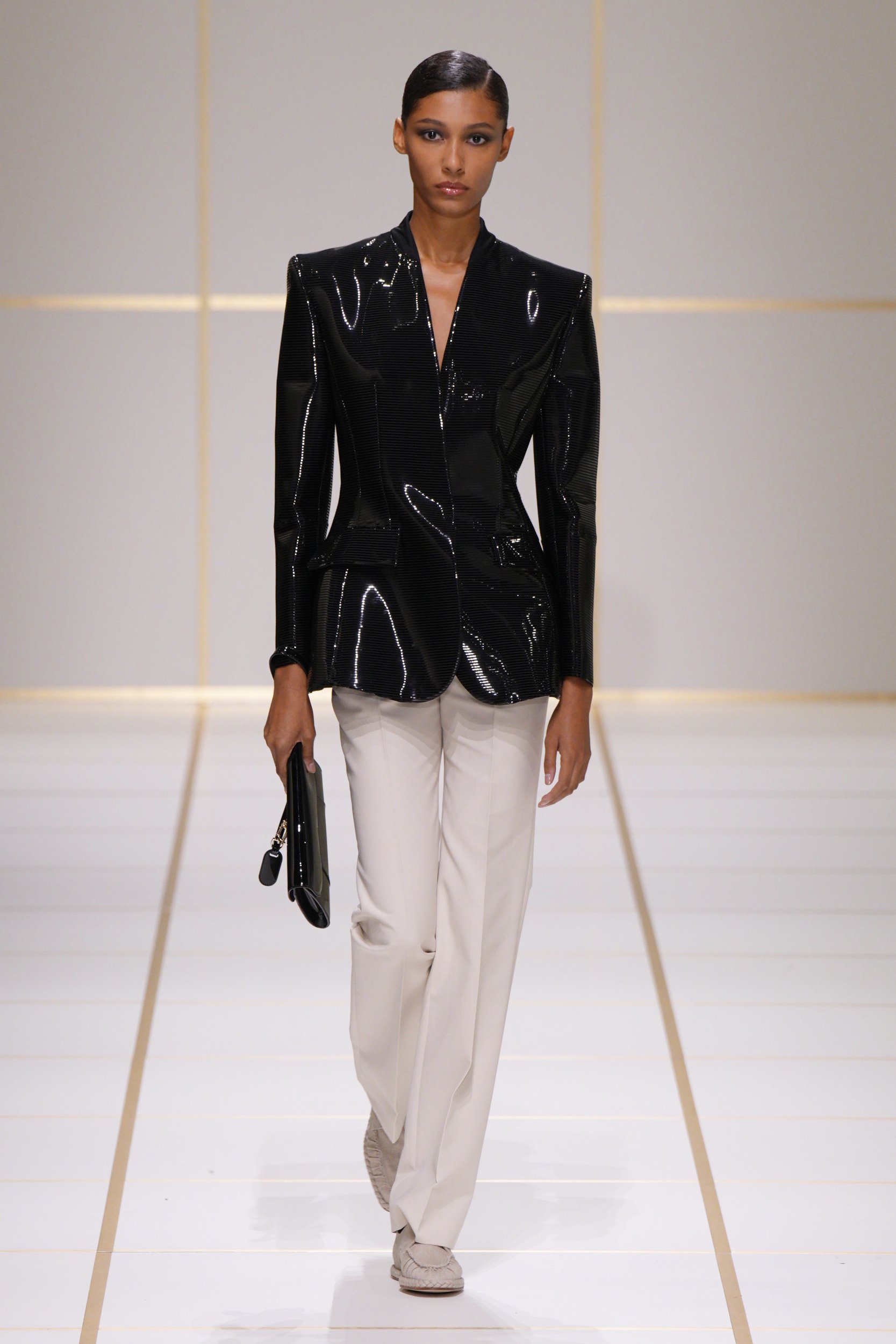 2027年春夏コレクション_GIORGIO ARMANI(ジョルジオ アルマーニ)_モデル_13