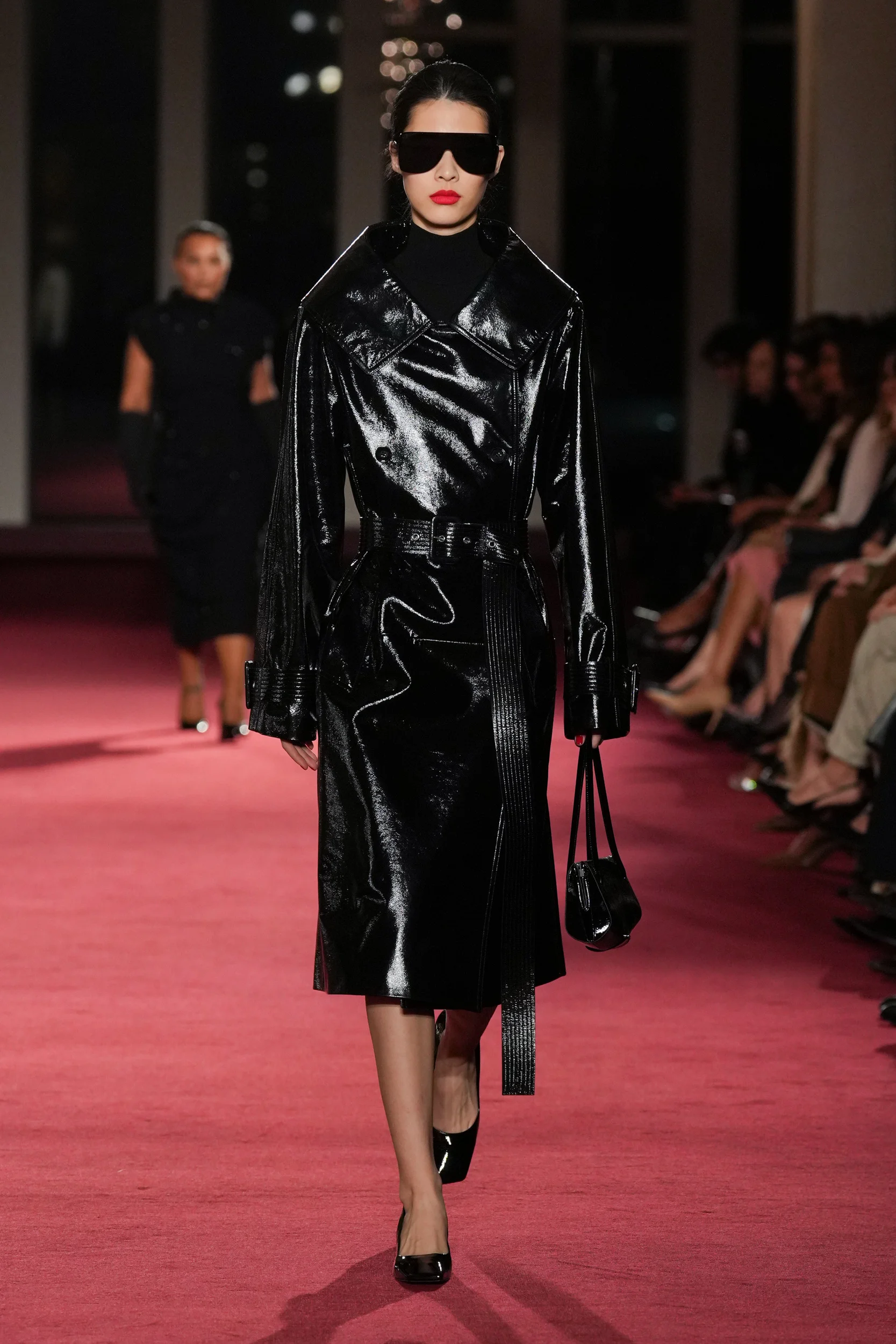 2026-27年秋冬コレクション_MICHAEL KORS COLLECTION(マイケル・コース コレクション)_モデル_38