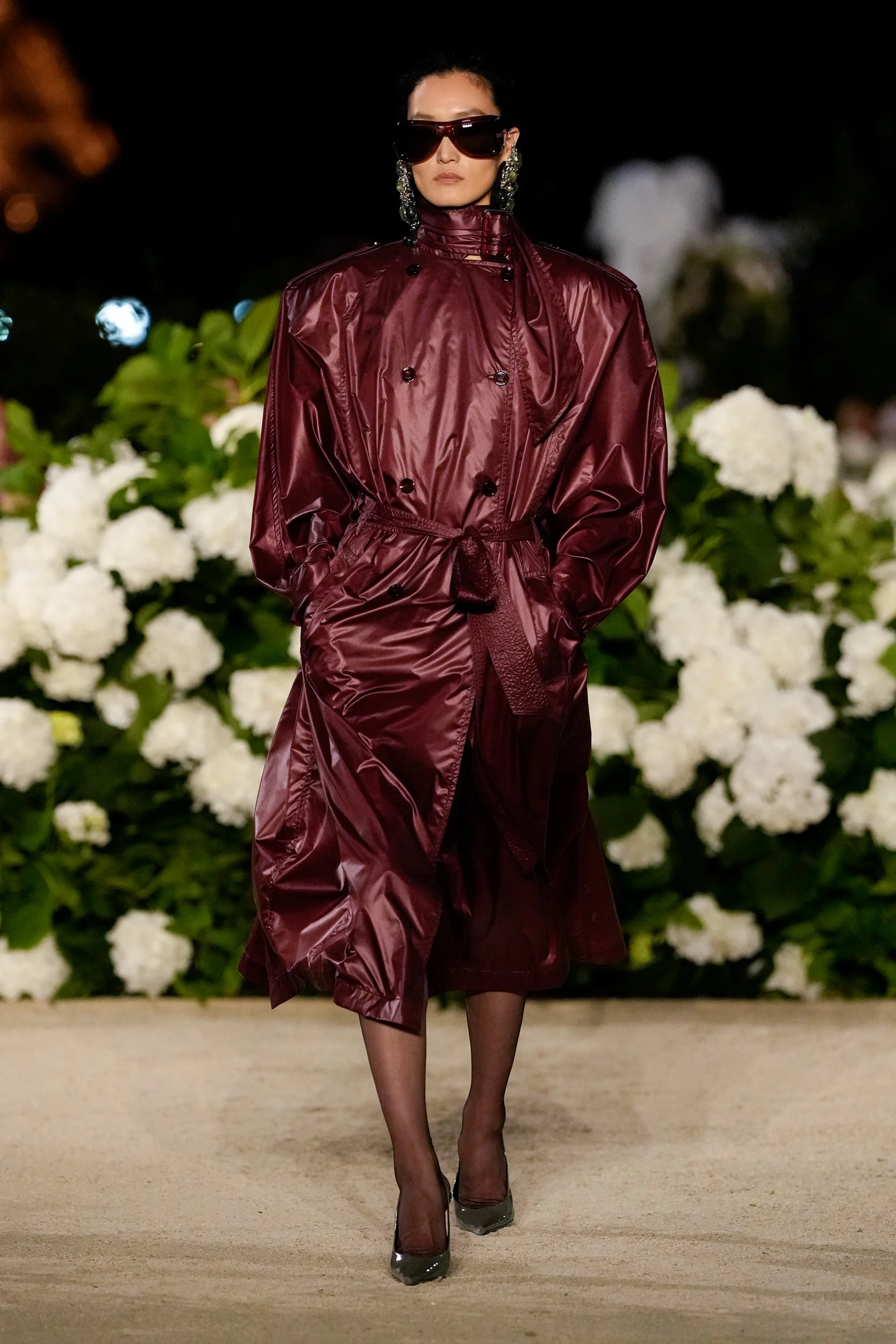 2026年春夏コレクション_SAINT LAURENT(サンローラン)_モデル_17