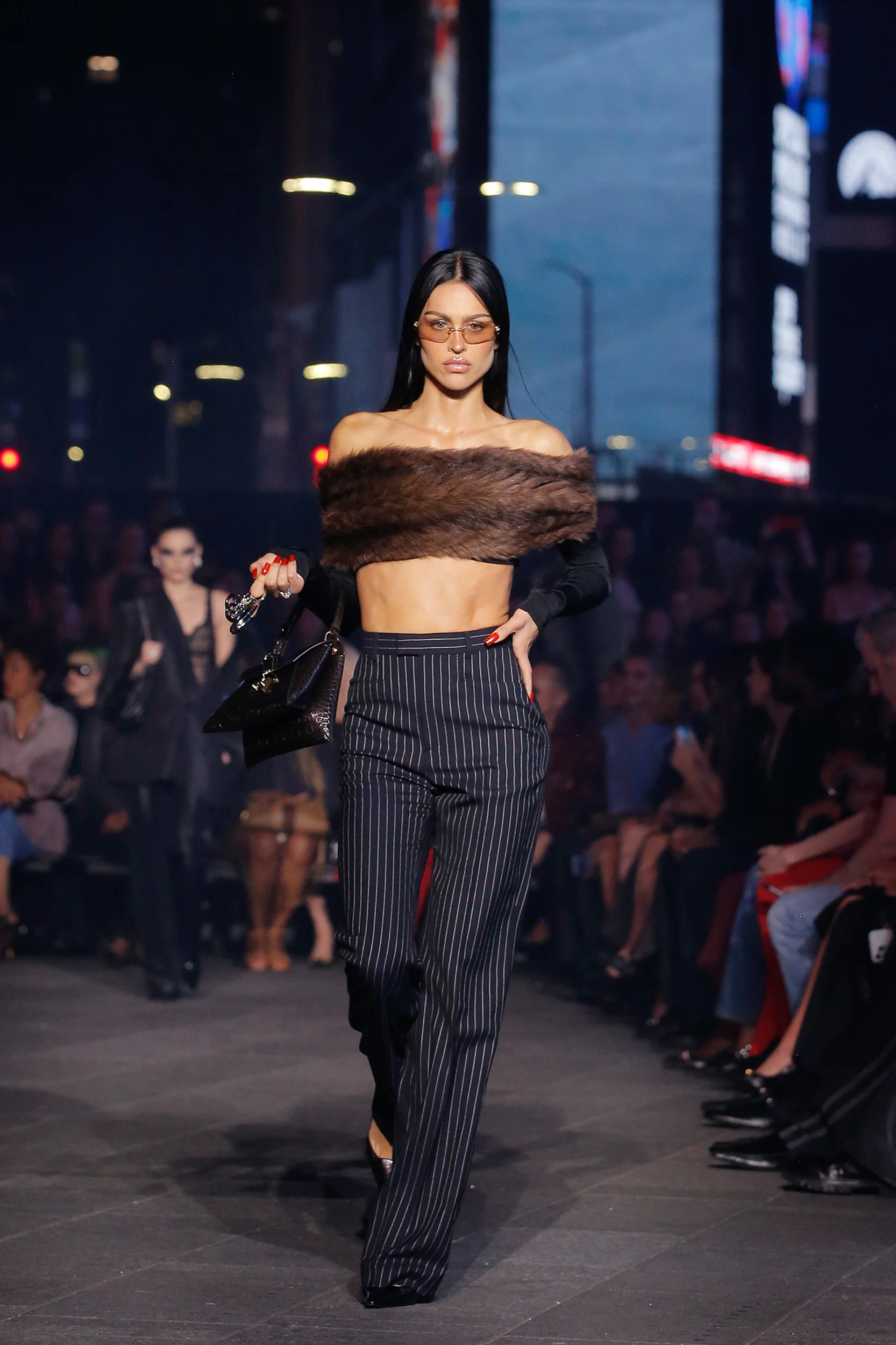 2027年クルーズコレクション_GUCCI(グッチ)_モデル_48