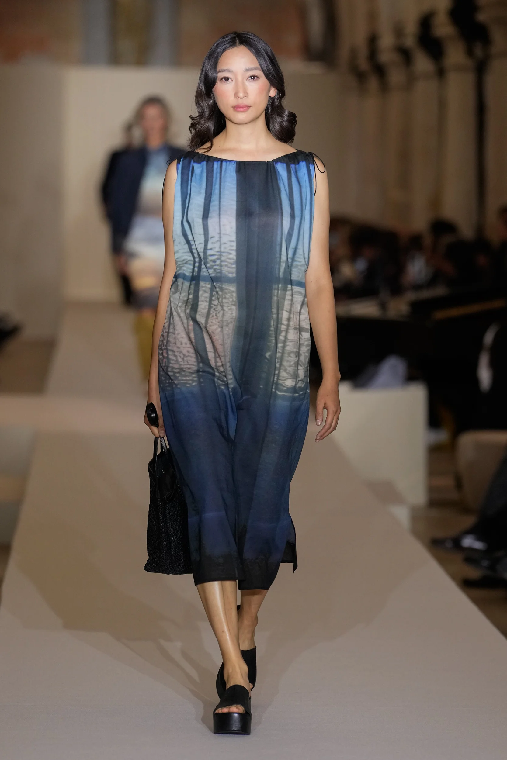 2026年春夏コレクション_AGNES B.(アニエスベー)_モデル_43