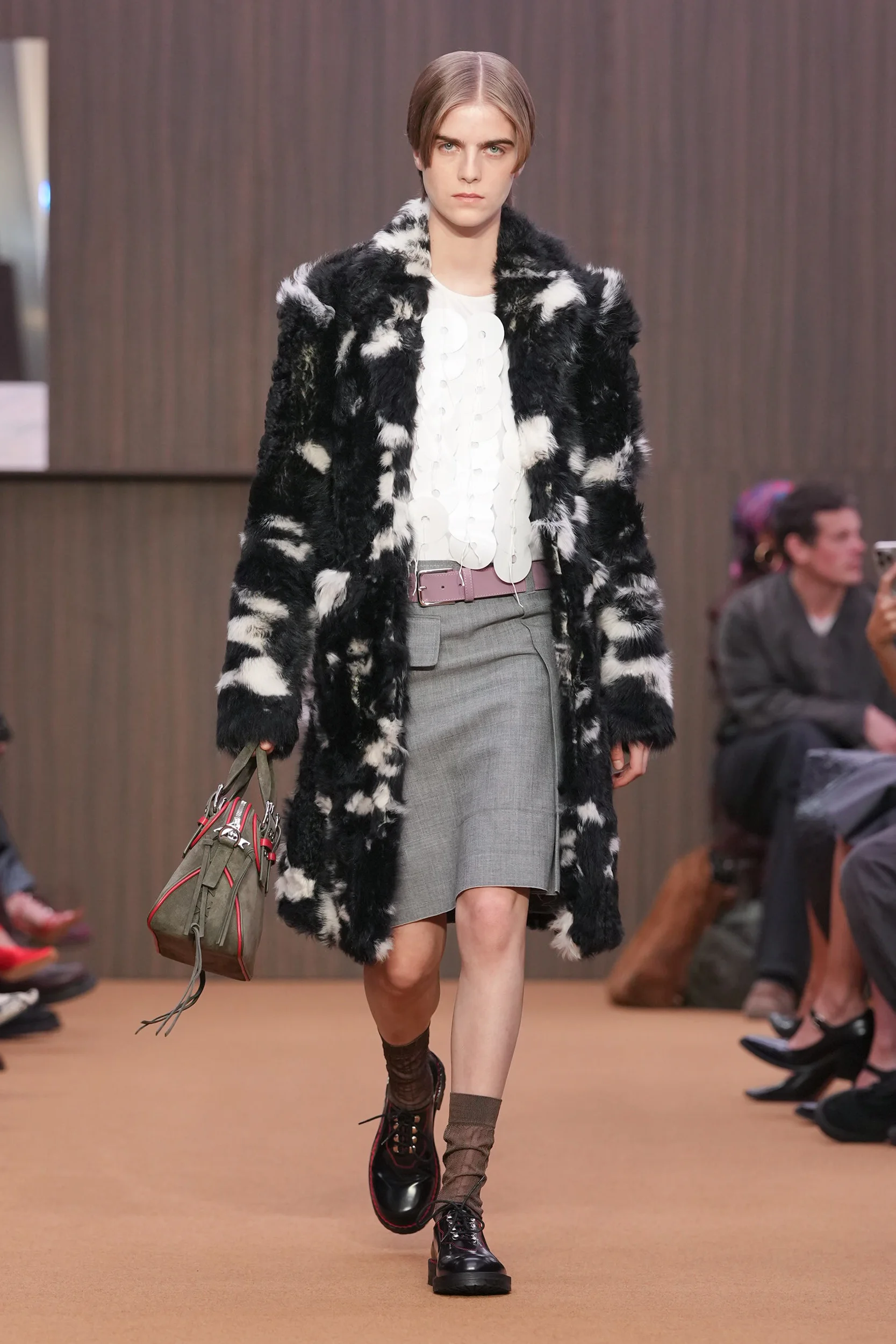 2026-27年秋冬コレクション_MARNI(マルニ)_モデル_49
