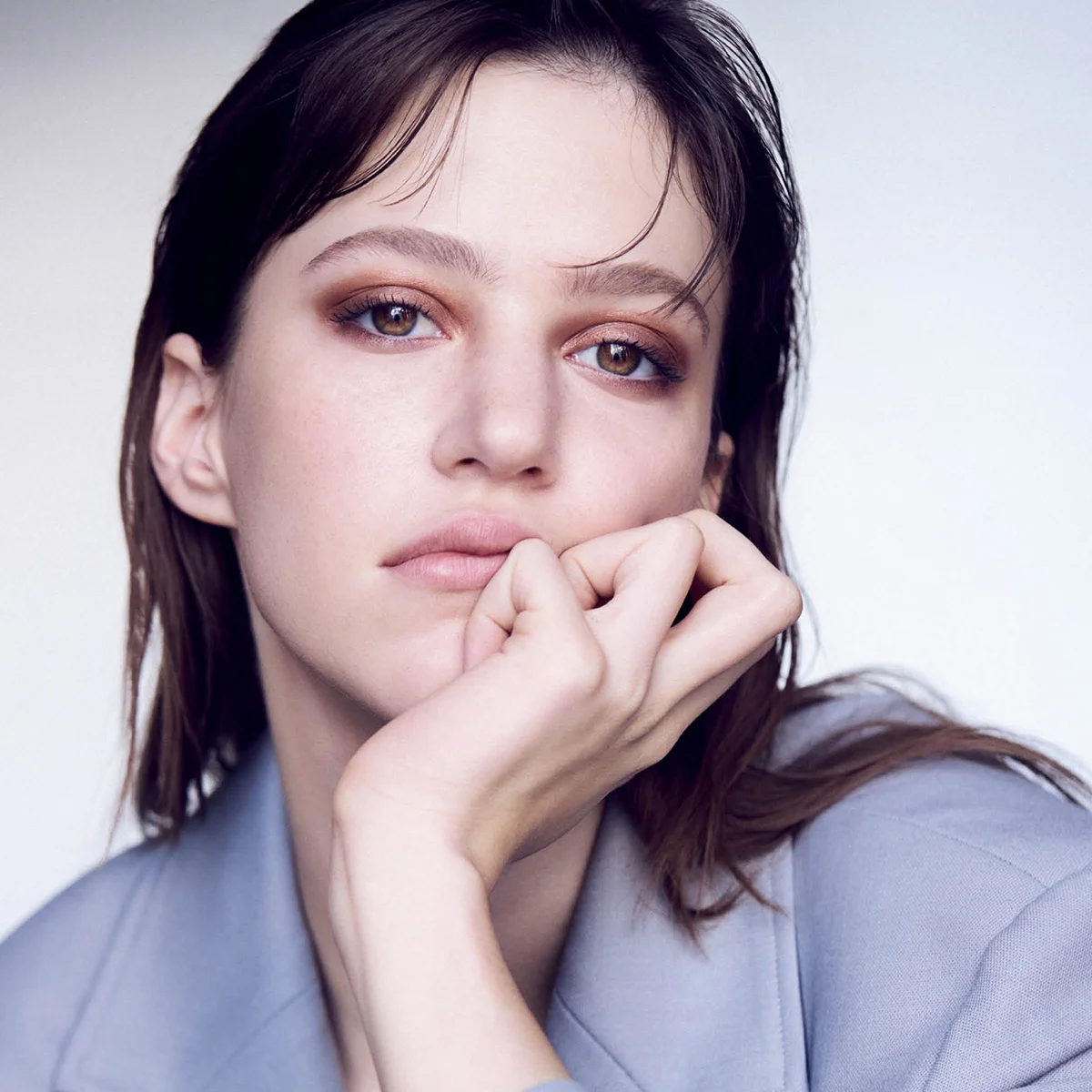 まぶたにピタッと密着。注目の春新色は 【RMK】のリキッドアイシャドウ！ 