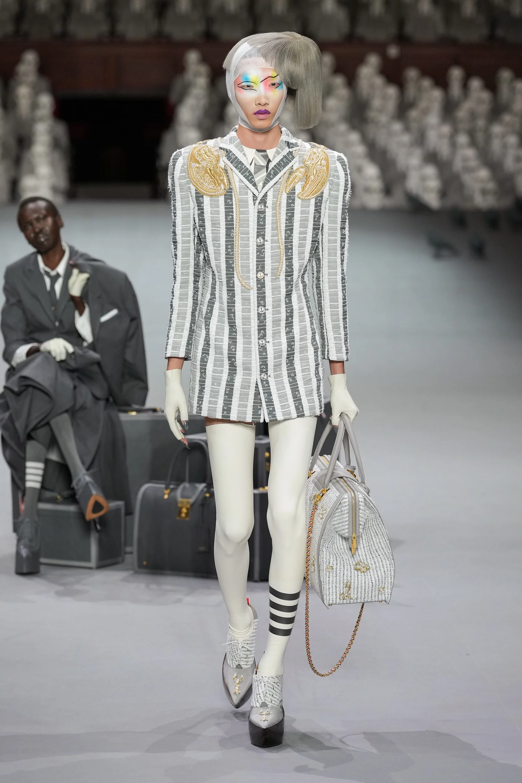 2023-24年秋冬オートクチュールコレクション_THOM BROWNE(トム ブラウン ニューヨーク)_モデル_37