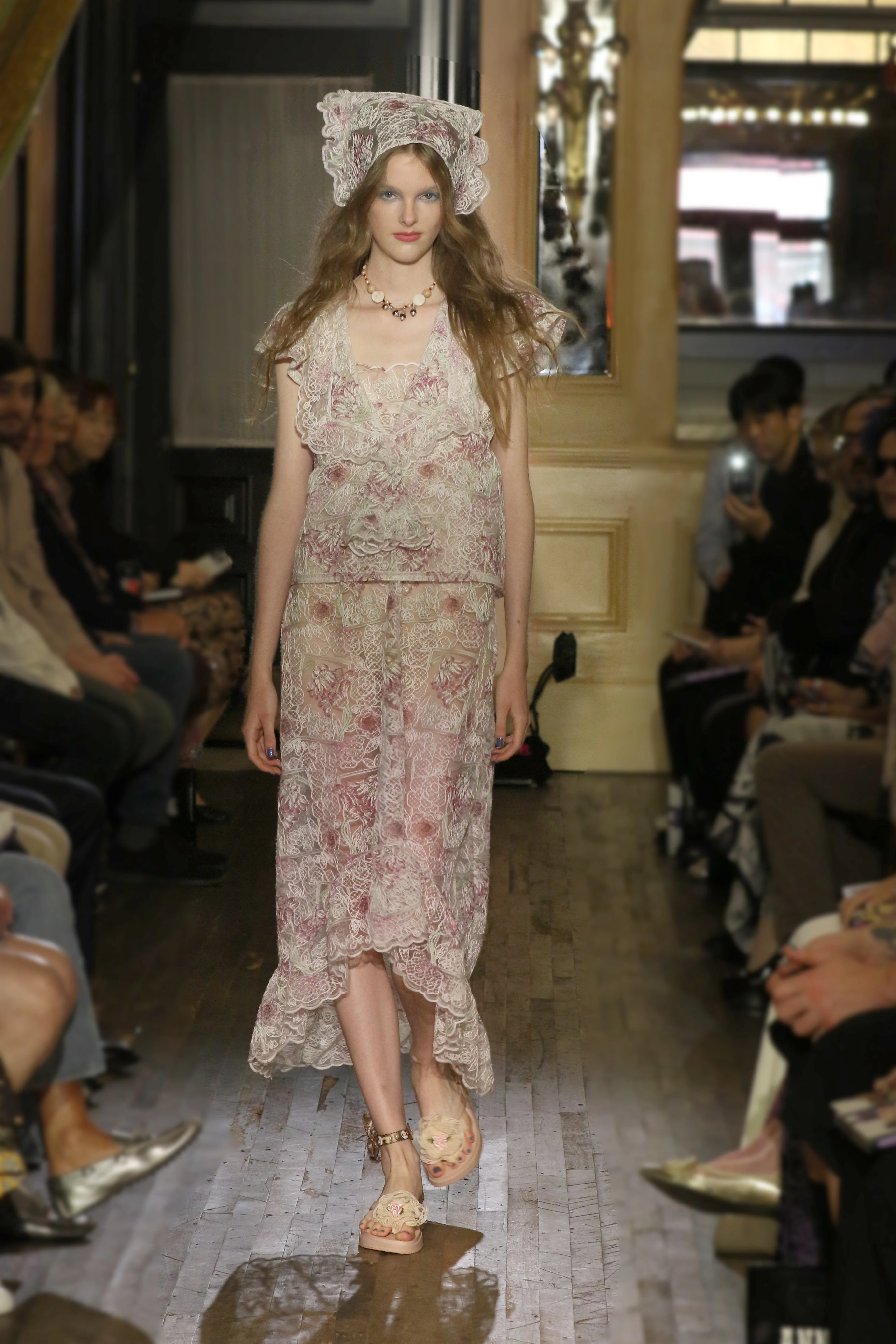 2026年春夏コレクション_ANNA SUI(アナ スイ)_モデル_33