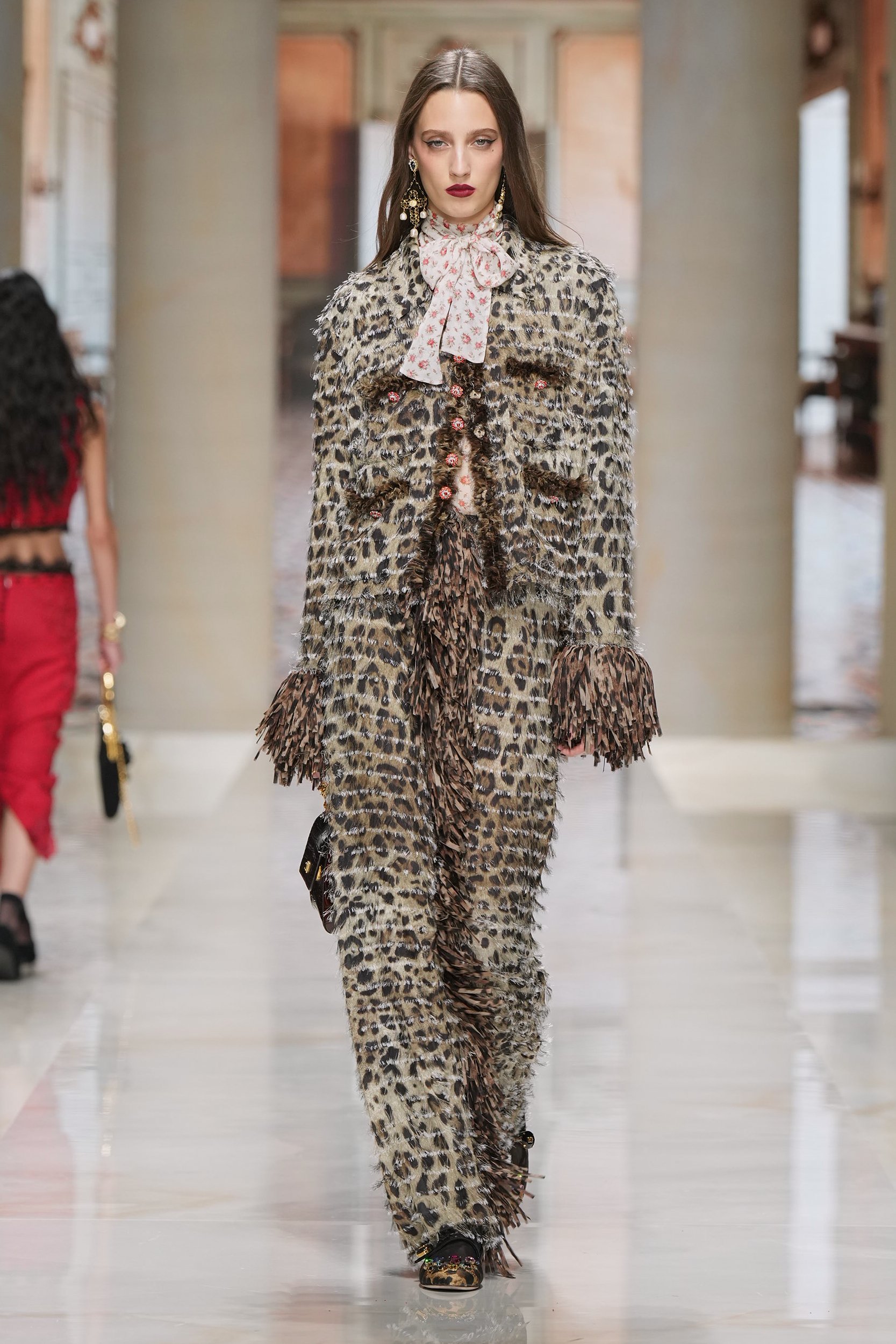2027年春夏コレクション_DOLCE&GABBANA(ドルチェ&ガッバーナ)_モデル_24