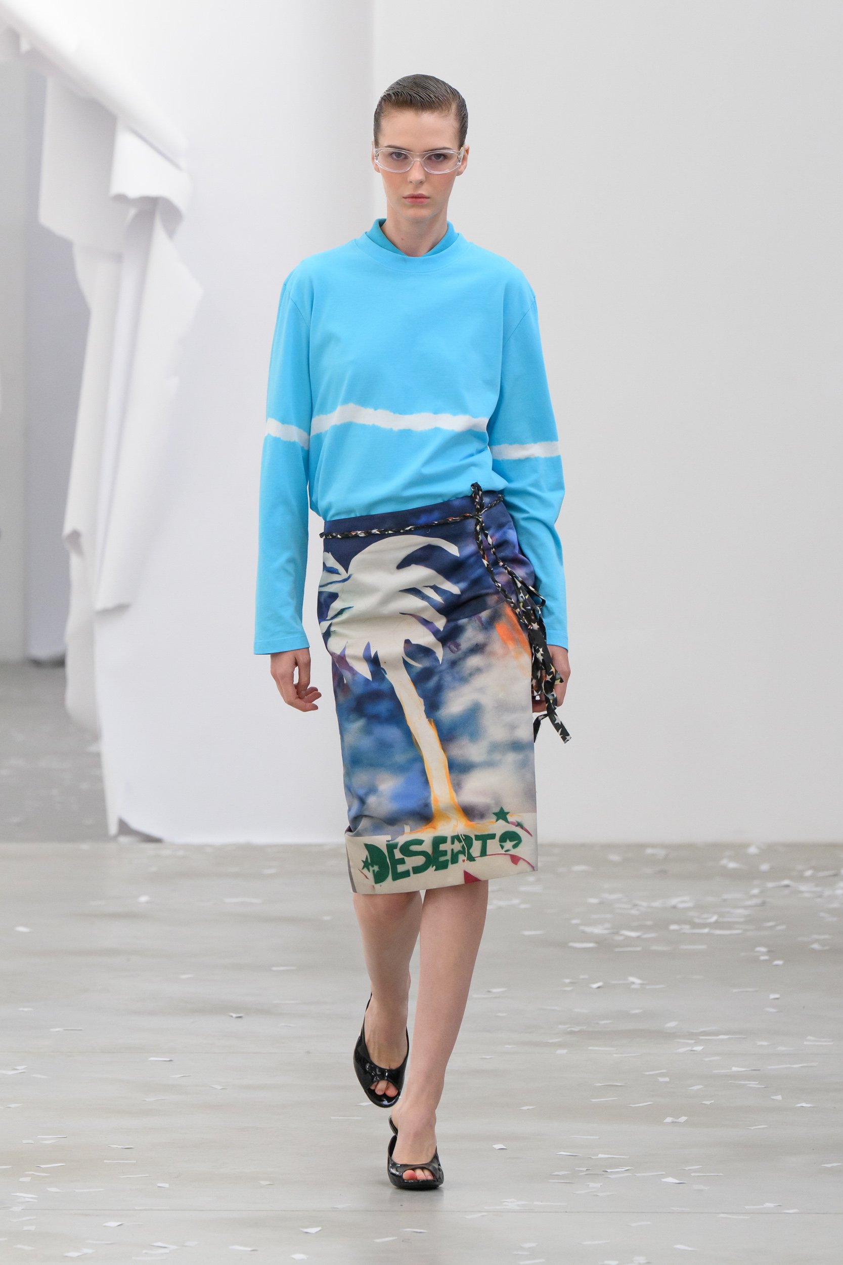 2027年春夏コレクション_MSGM(エムエスジーエム)_モデル_28