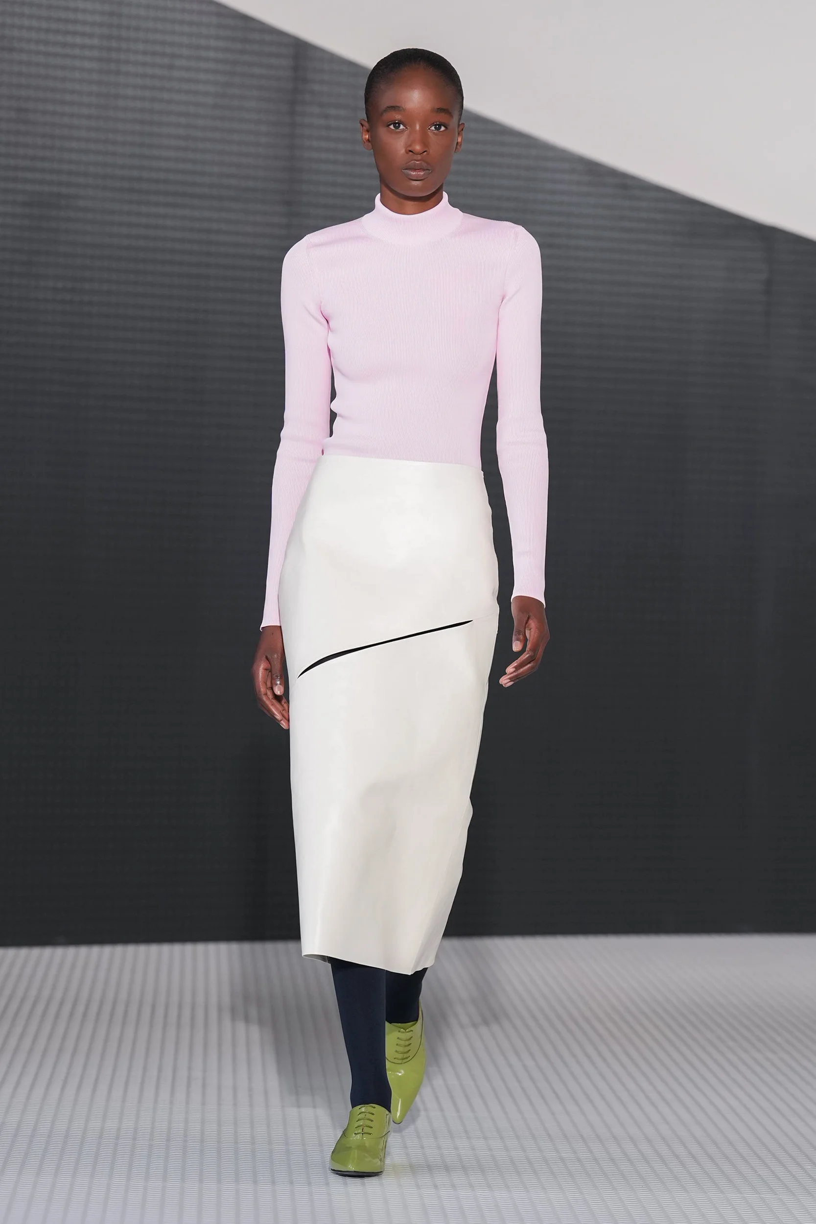 2026年春夏コレクション_JIL SANDER(ジル サンダー)_モデル_8