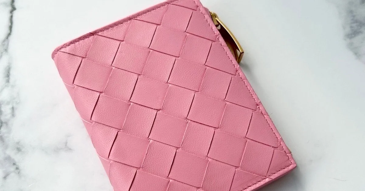 さよちゃん　ボッテガ財布 BOTTEGA VENETA ボッテガ ヴェネタ 長財布 ファスナー付き長財布