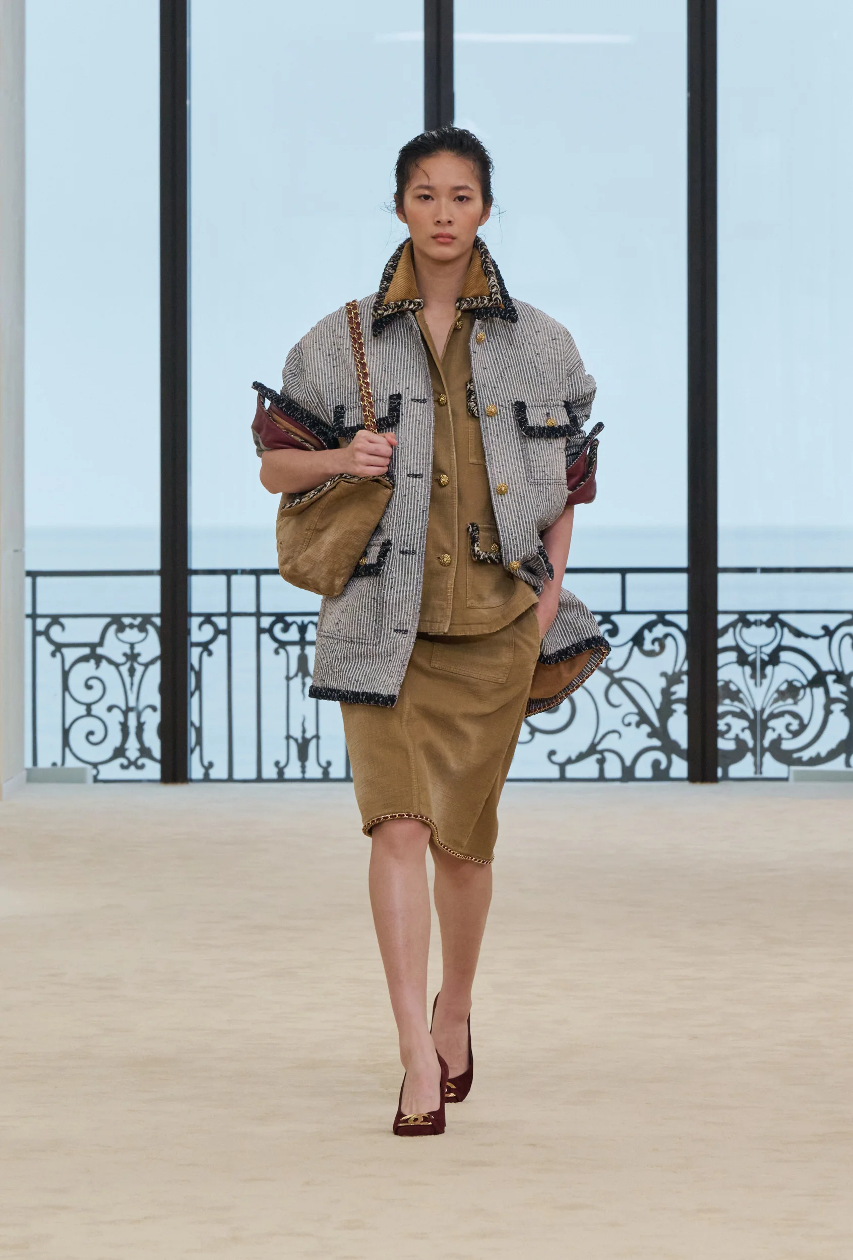 2027年クルーズコレクション_CHANEL(シャネル)_モデル_8
