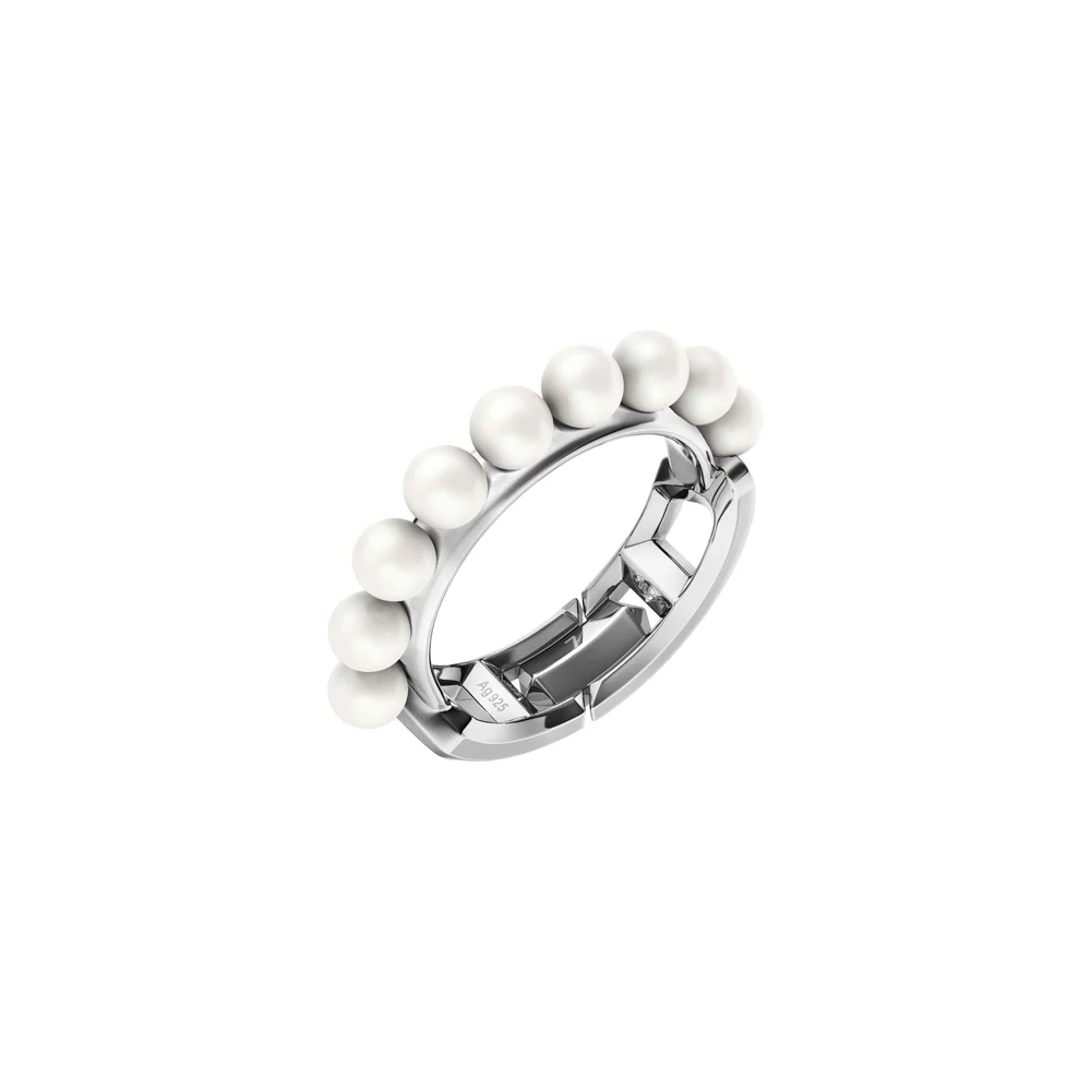 リング〈SV〉￥28,050＊店舗販売限定／フォッシルジャパン（ディーゼル）