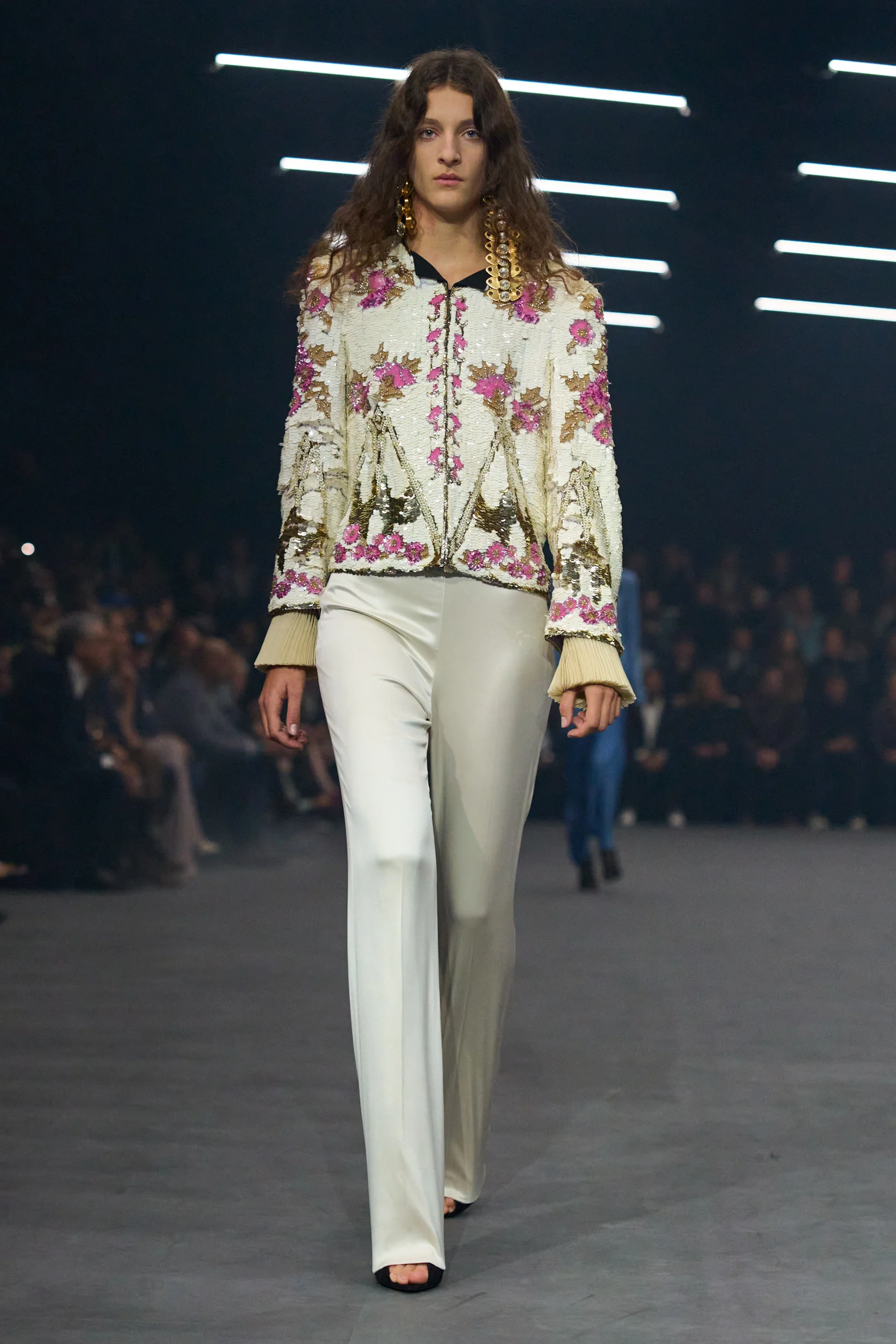2026年春夏コレクション_VALENTINO(ヴァレンティノ)_モデル_10