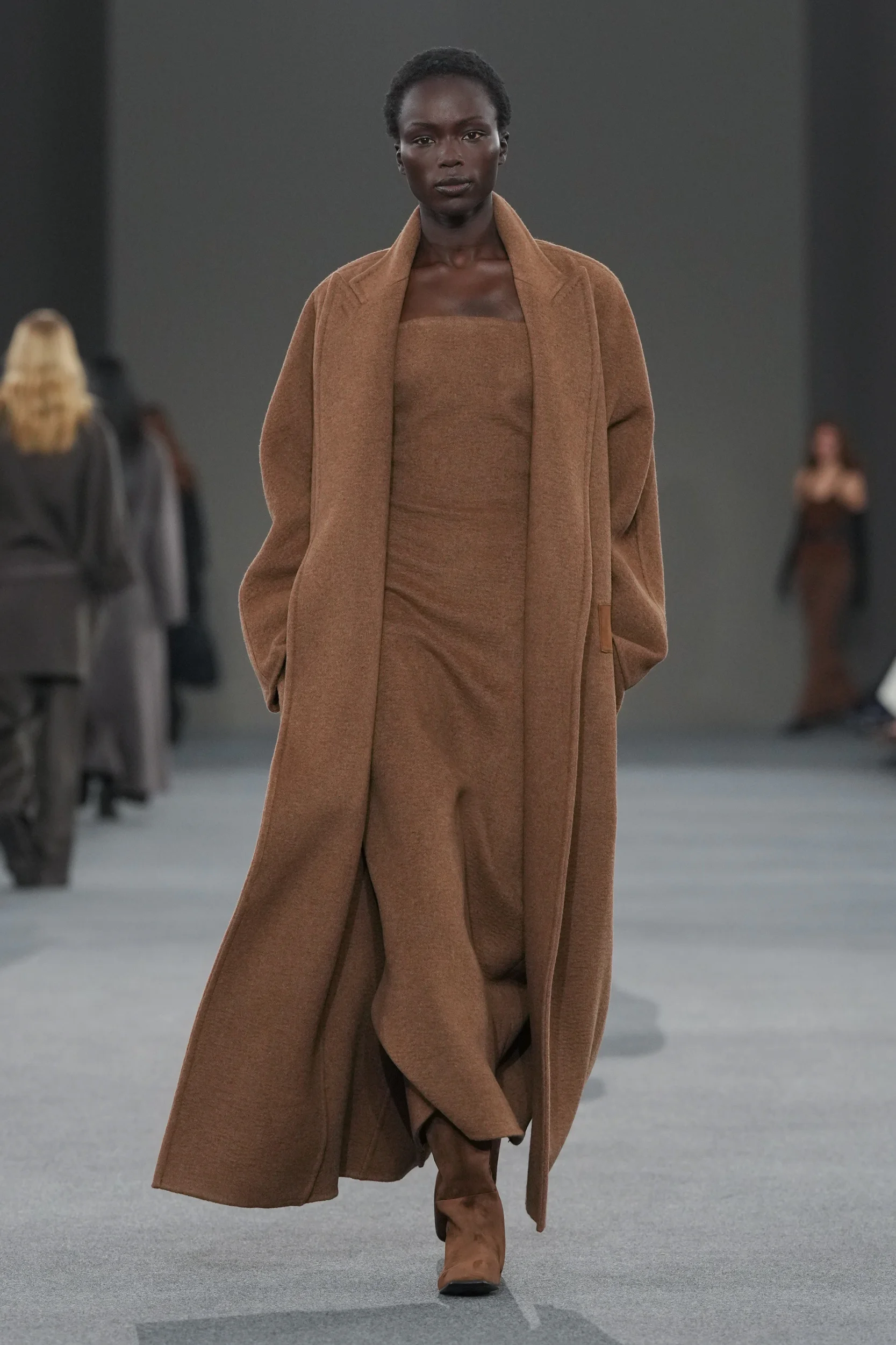 2026-27年秋冬コレクション_MAX MARA(マックスマーラ)_モデル_27
