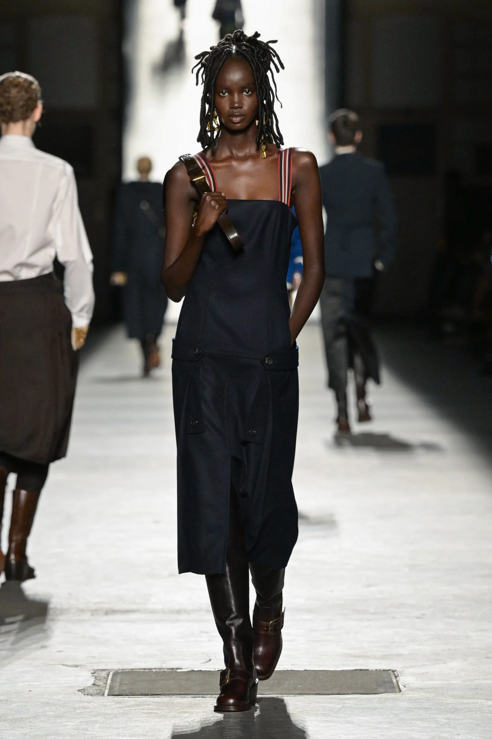 2026-27年秋冬コレクション_DRIES VAN NOTEN(ドリス ヴァン ノッテン)_モデル_5