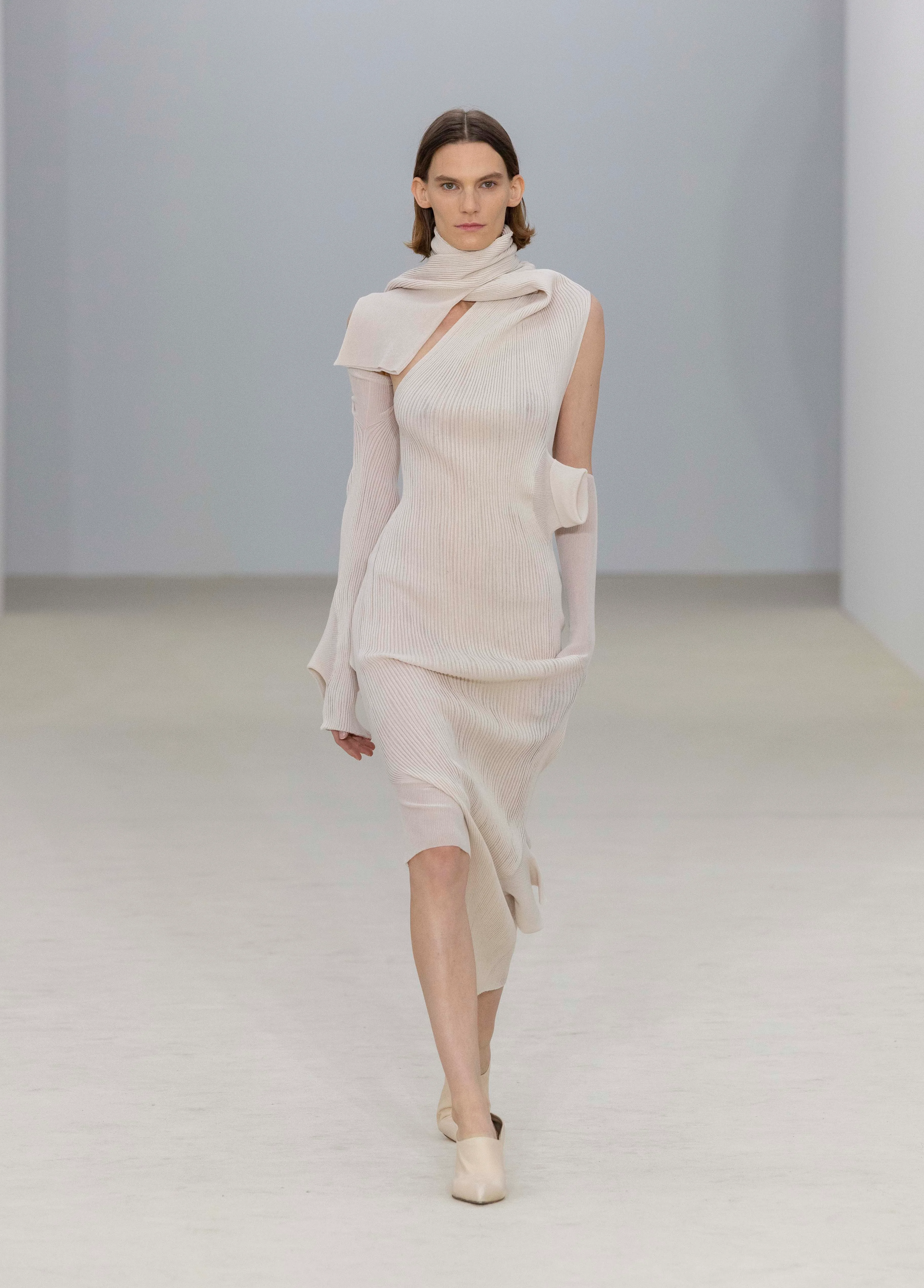 2026年春夏コレクション_ISSEY MIYAKE(イッセイミヤケ)_モデル_52