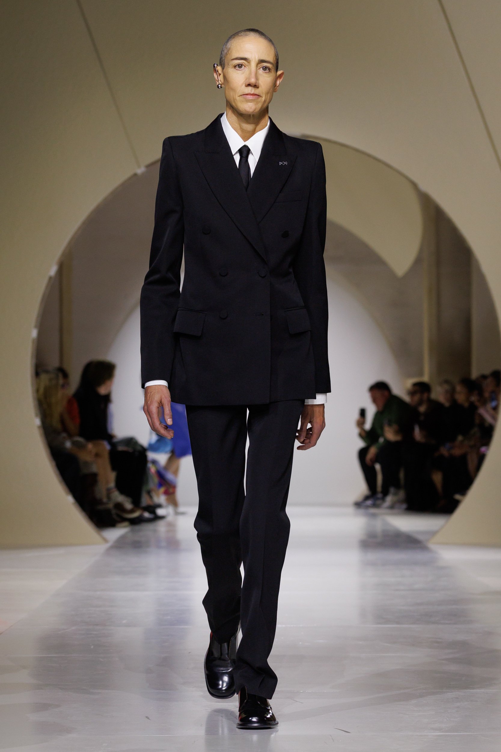 2027年春夏コレクション_GIVENCHY(ジバンシィ)_モデル_20
