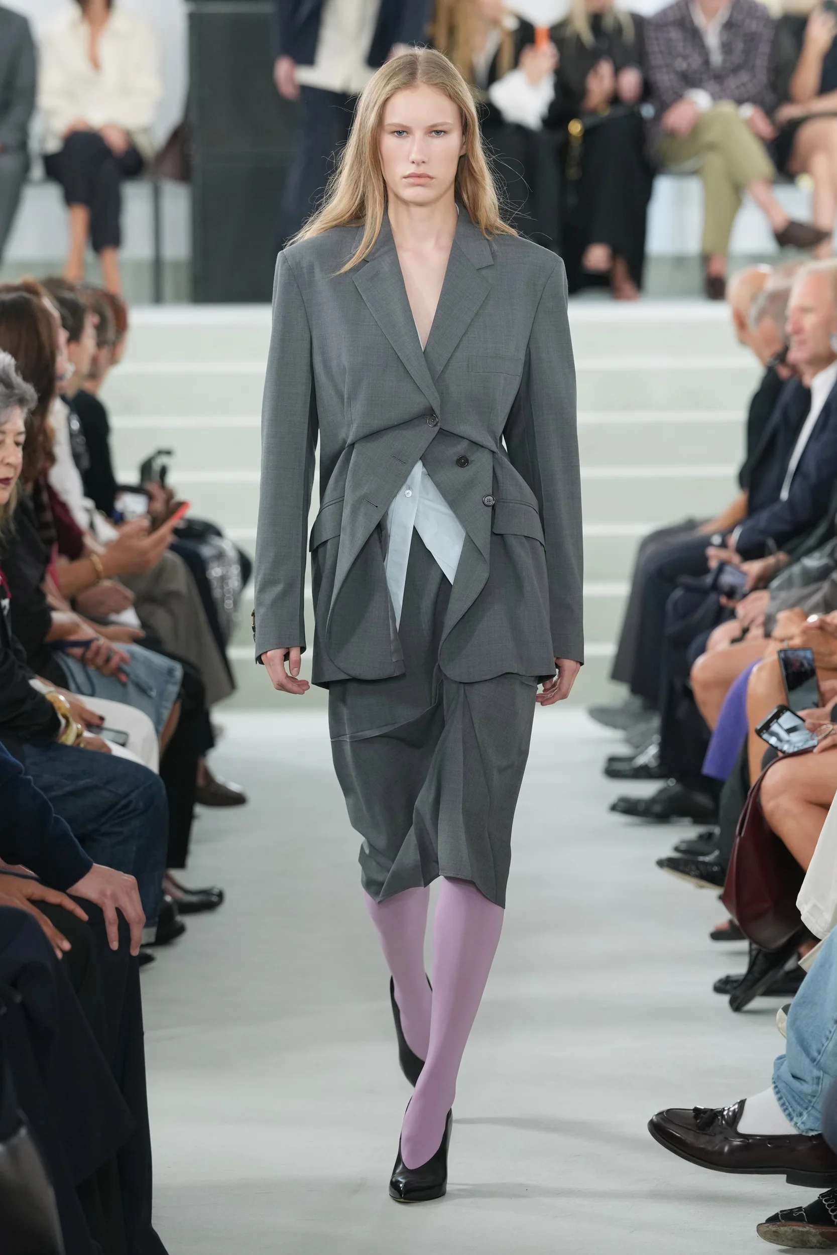2027年春夏コレクション_JIL SANDER(ジル サンダー)_モデル_35