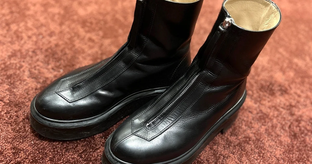 THE ROW（ザロウ）黒ブーツ サイズ35.5 - 靴
