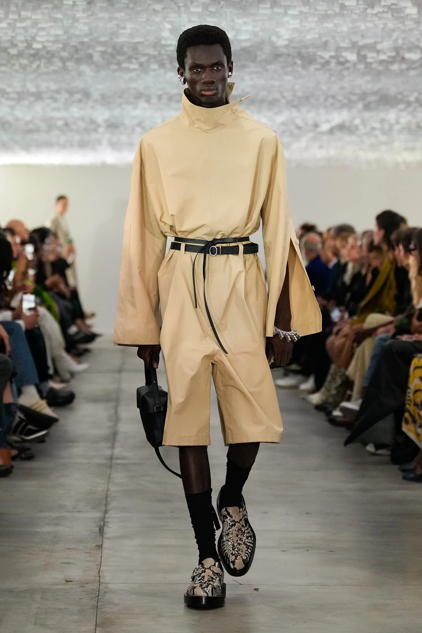 2024年春夏コレクション_JIL SANDER(ジル サンダー)_モデル_34