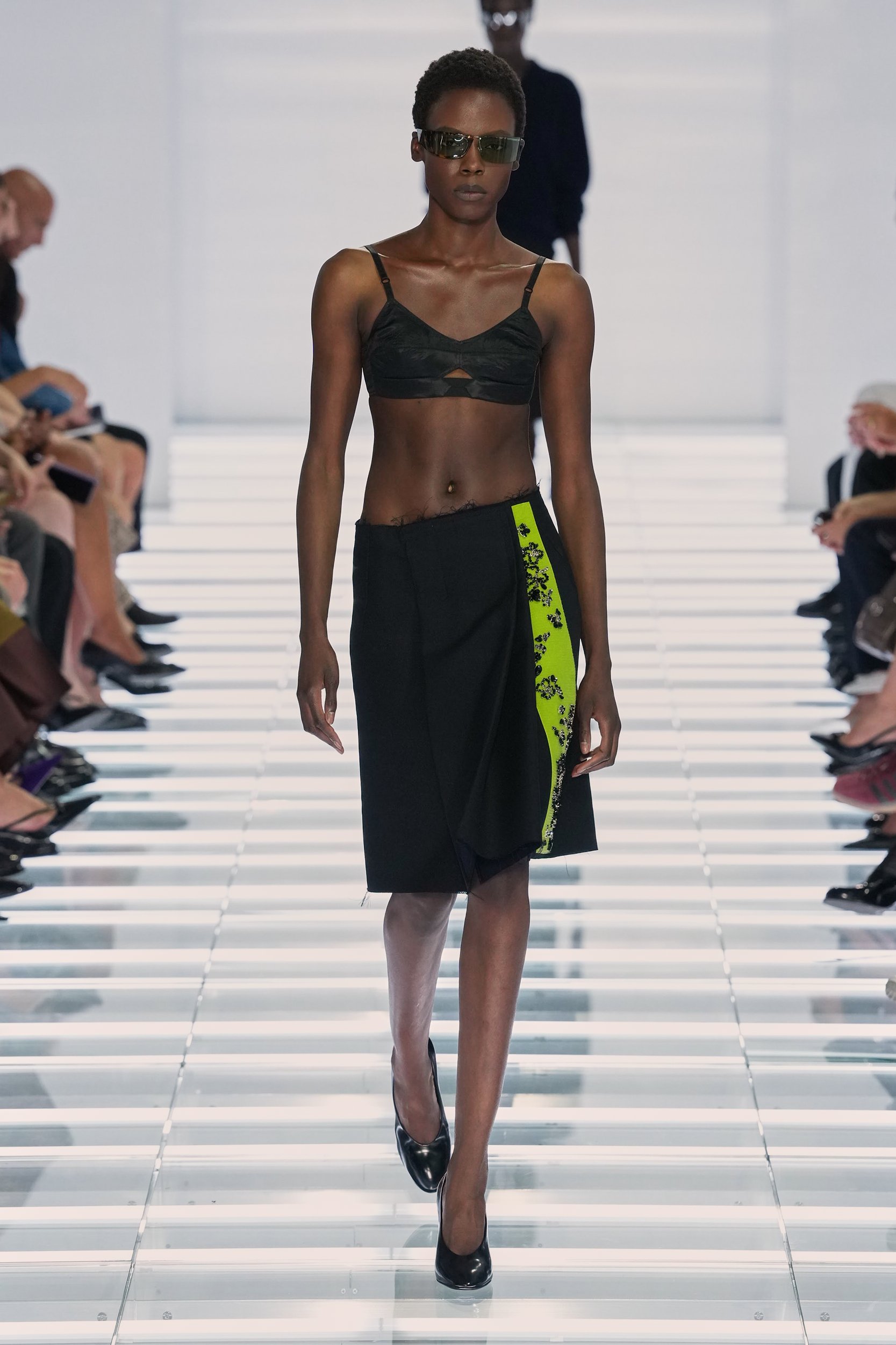 2027年春夏コレクション_PRADA(プラダ)_モデル_8