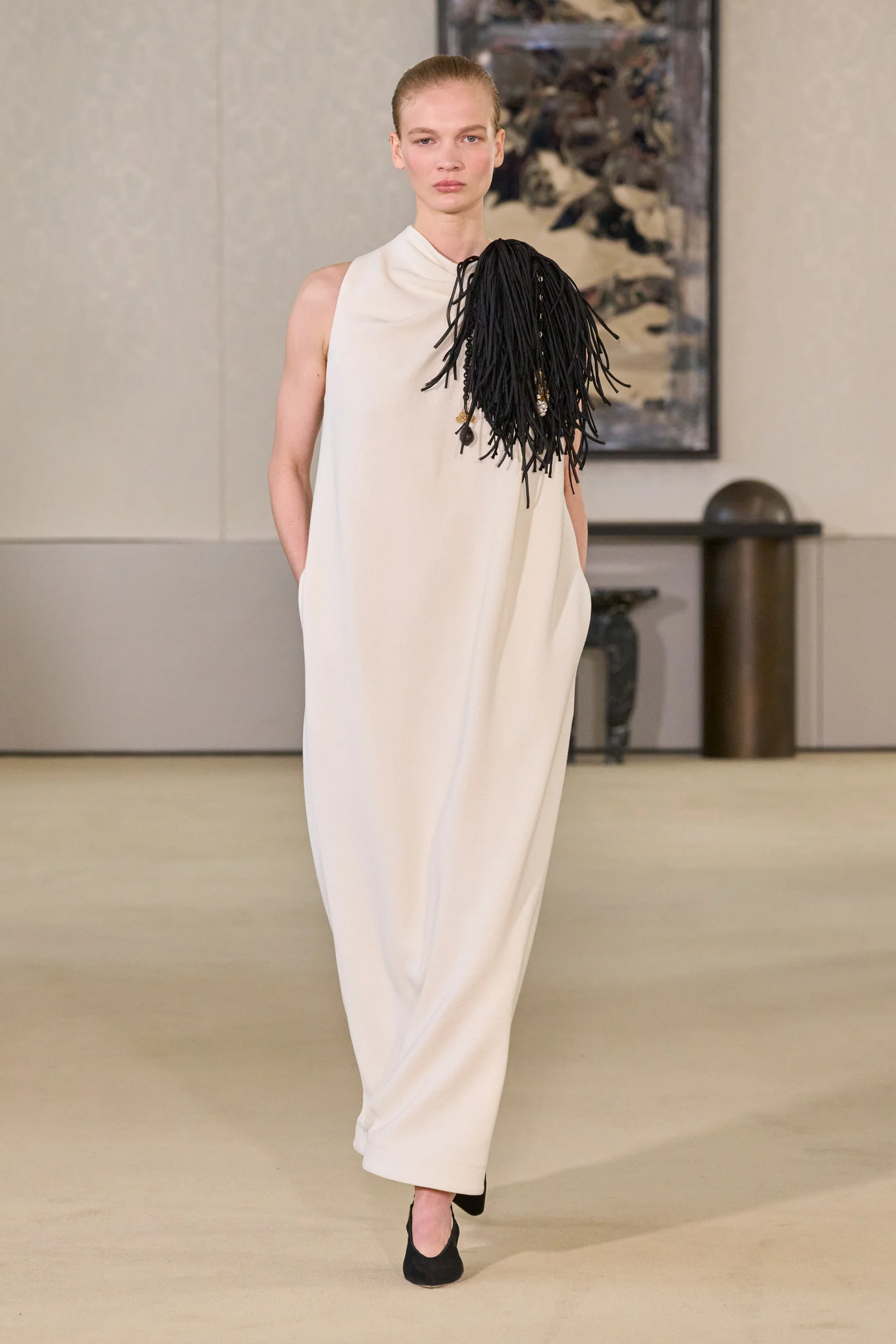 2026-27年秋冬コレクション_ALTUZARRA(アルチュザラ)_モデル_24