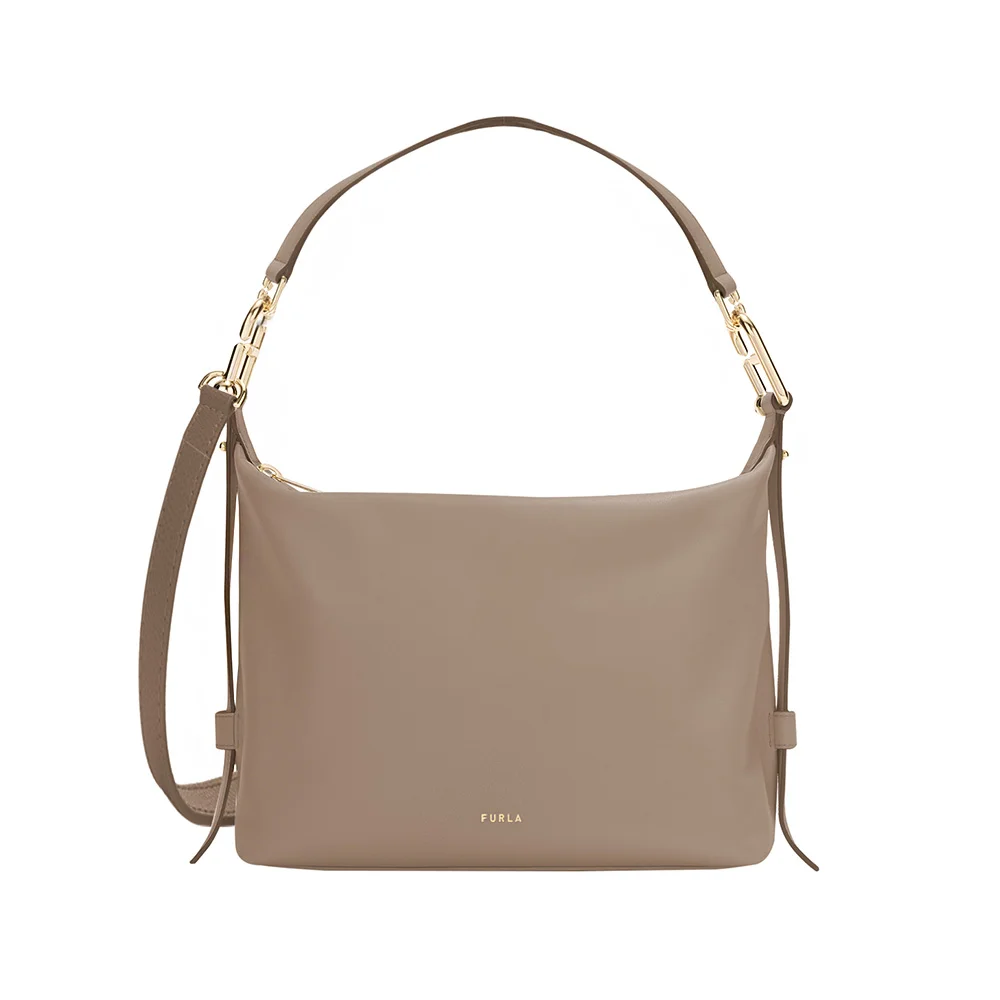 佐々木希 FURLAのバッグと一緒ならの画像7-5