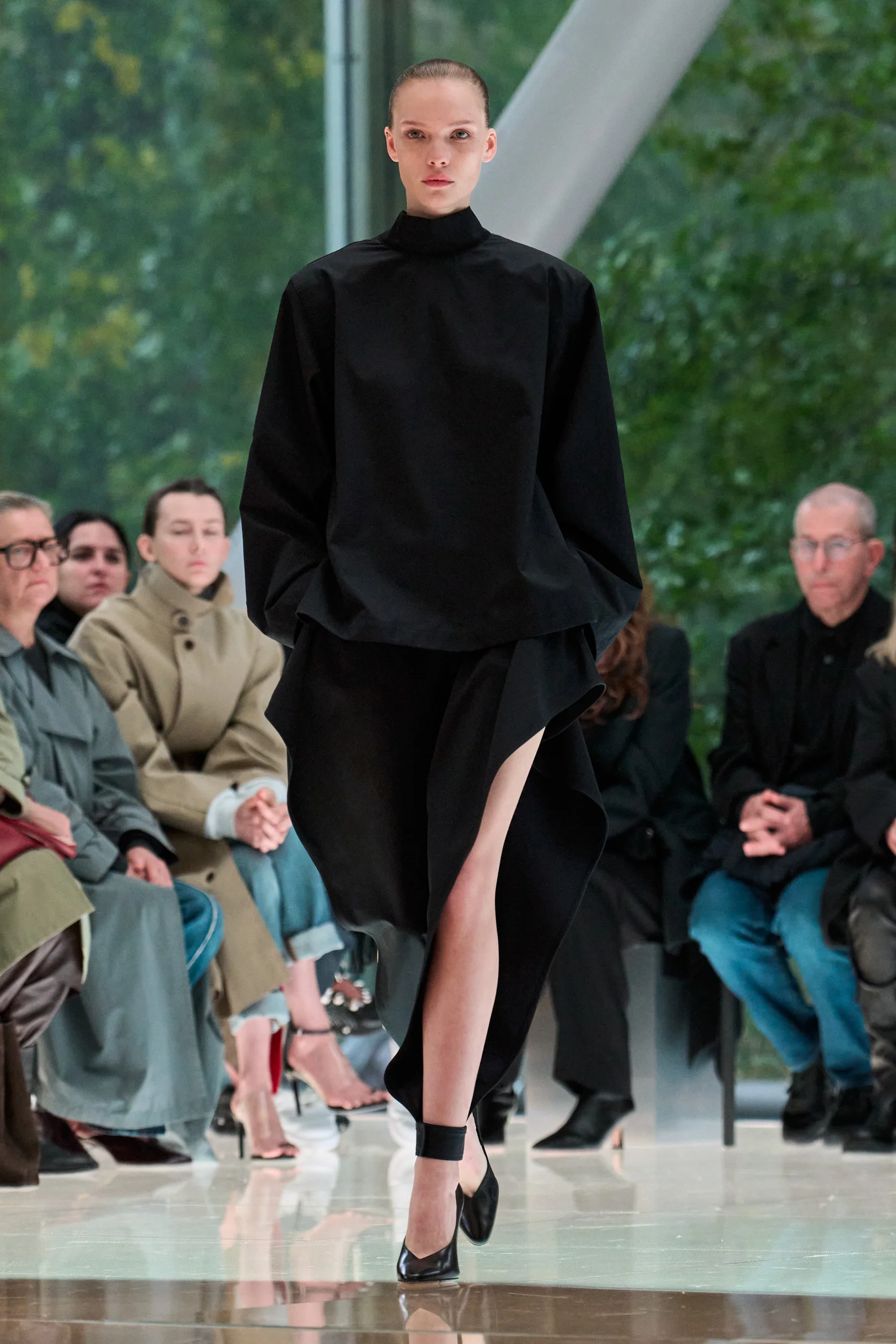 2026年春夏コレクション_ALAÏA(アライア)_モデル_8