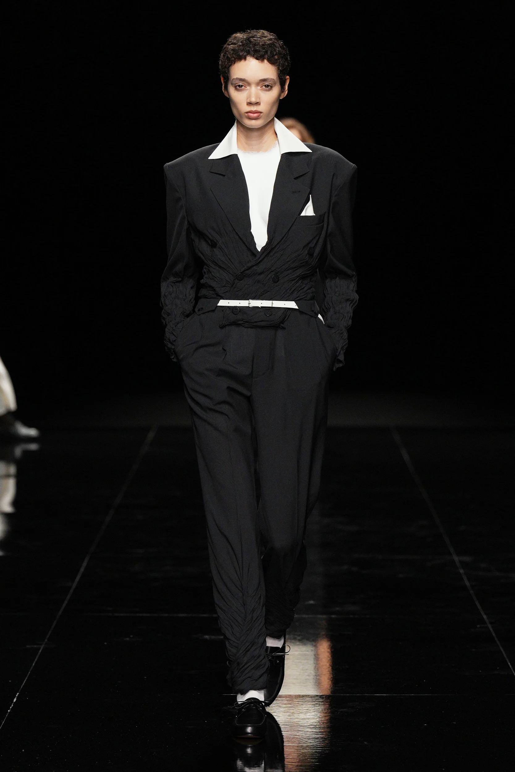2027年春夏コレクション_ISSEY MIYAKE(イッセイミヤケ)_モデル_18