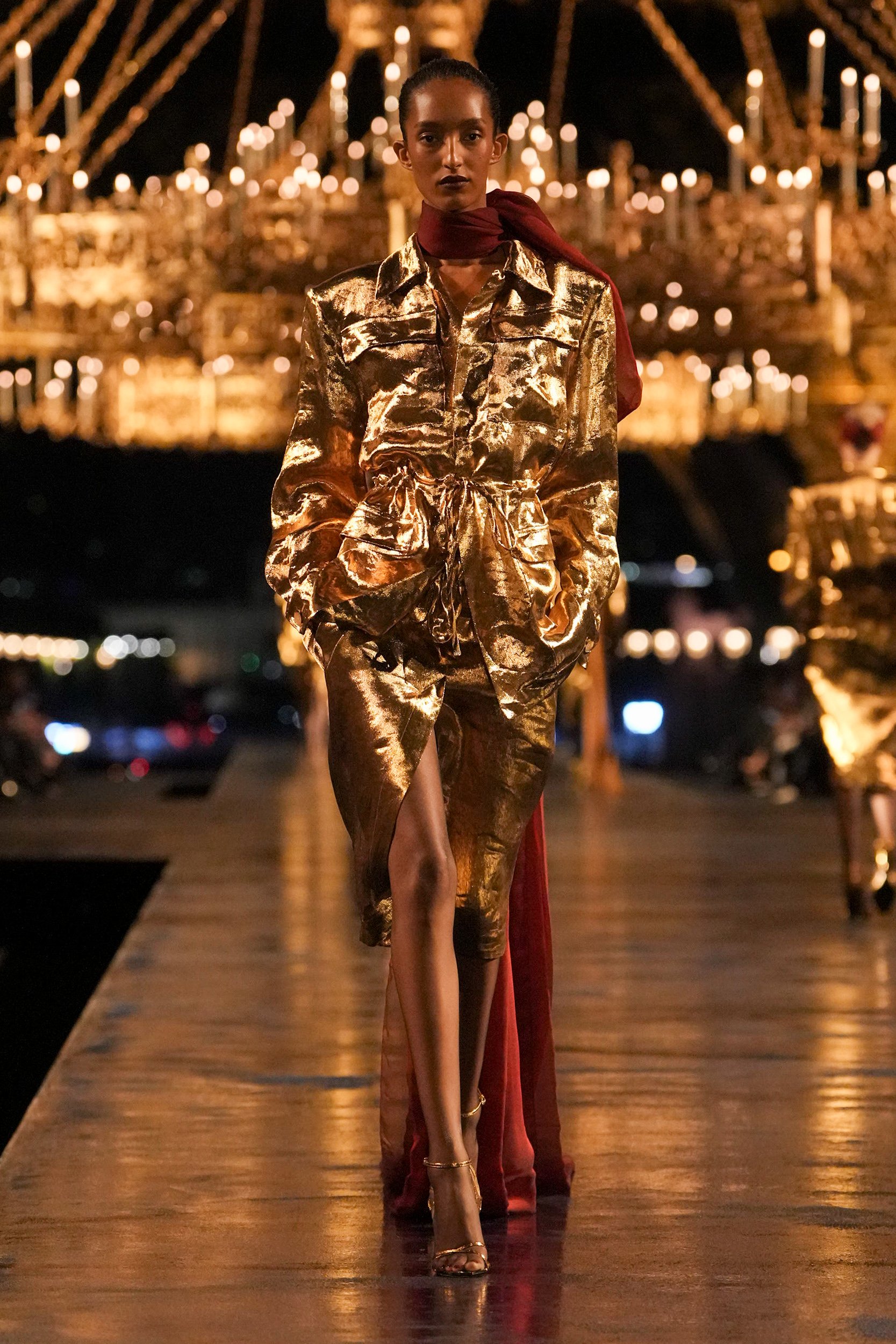 2027年春夏コレクション_SAINT LAURENT(サンローラン)_モデル_17