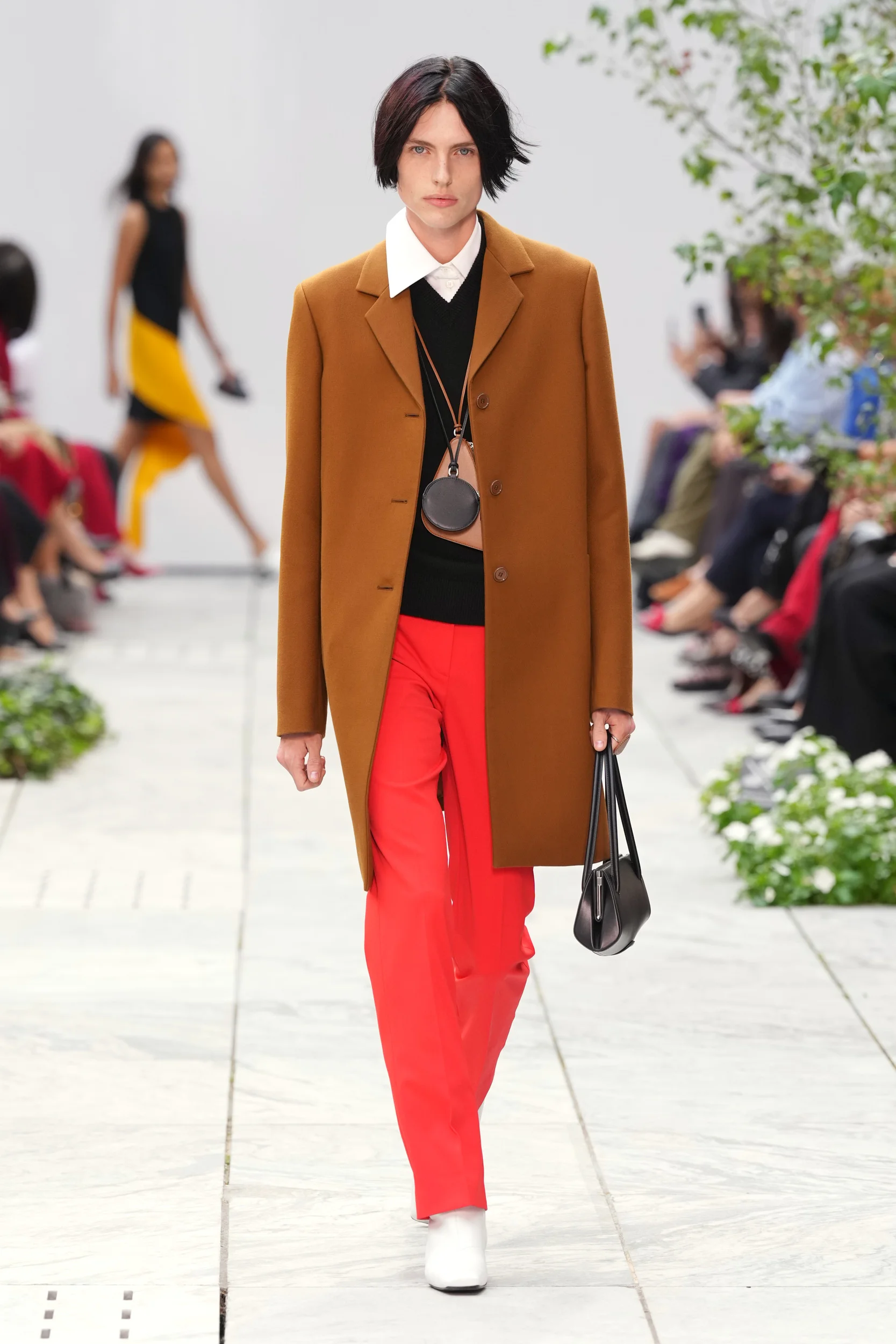 2027年春夏コレクション_MICHAEL KORS COLLECTION(マイケル・コース コレクション)_モデル_6