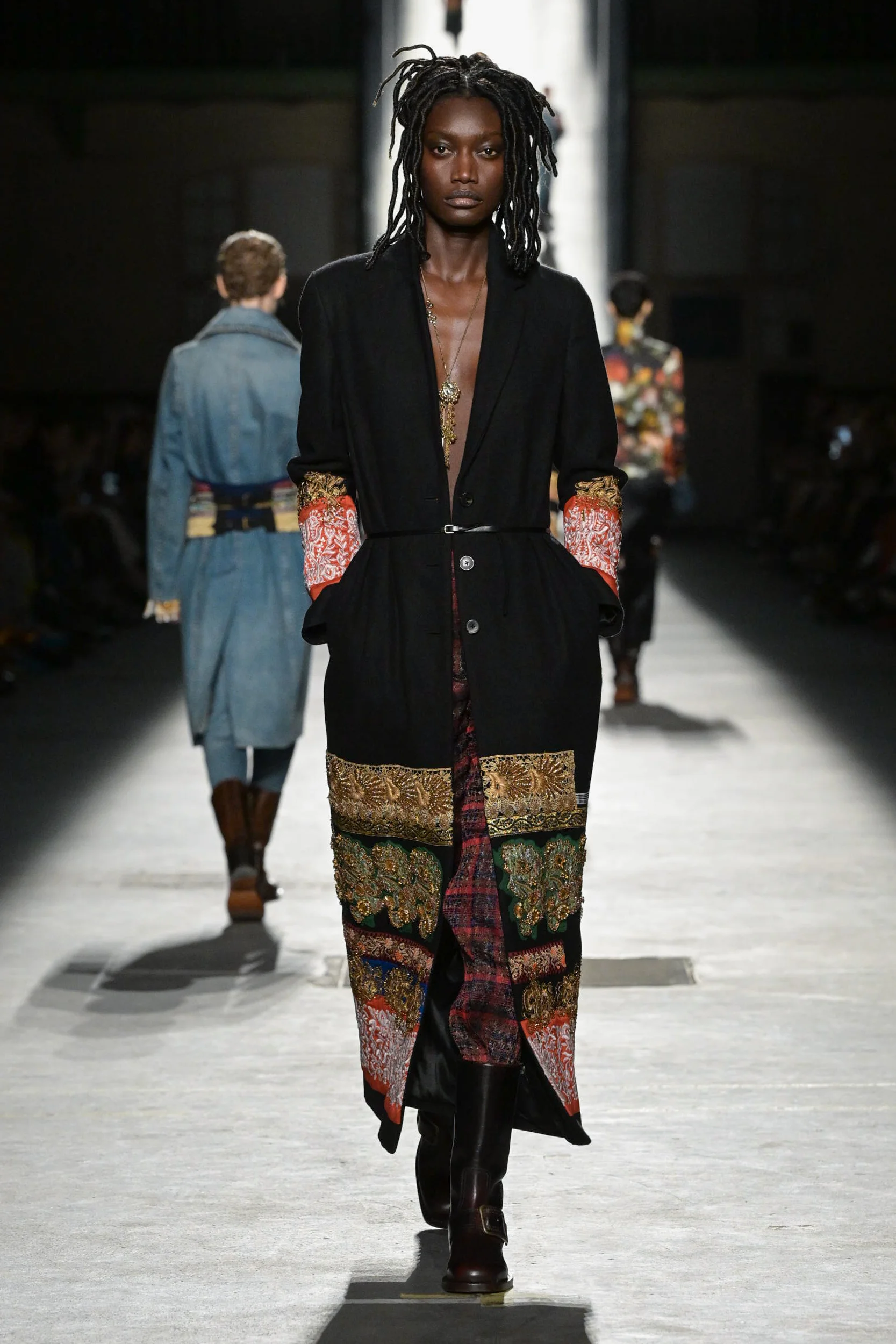 2026-27年秋冬コレクション_DRIES VAN NOTEN(ドリス ヴァン ノッテン)_モデル_60
