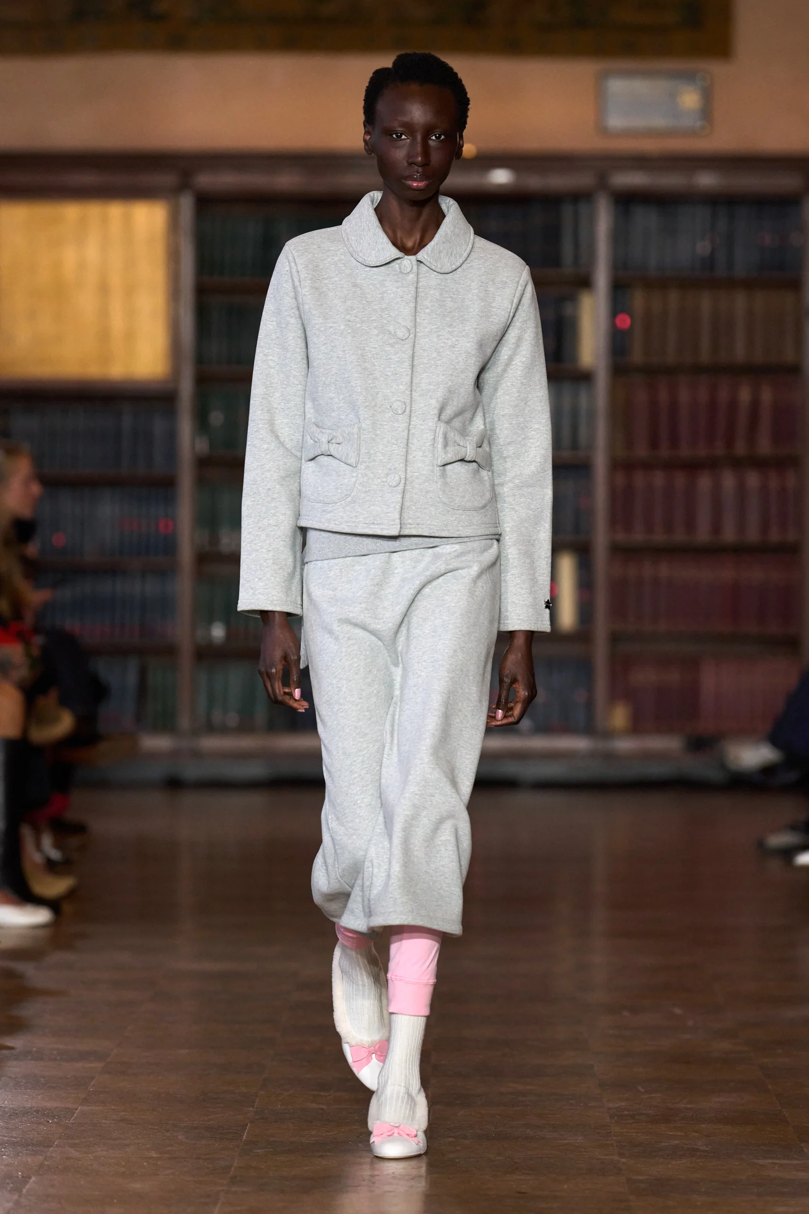 2026-27年秋冬コレクション_SANDY LIANG(サンディ・リアン)_モデル_8