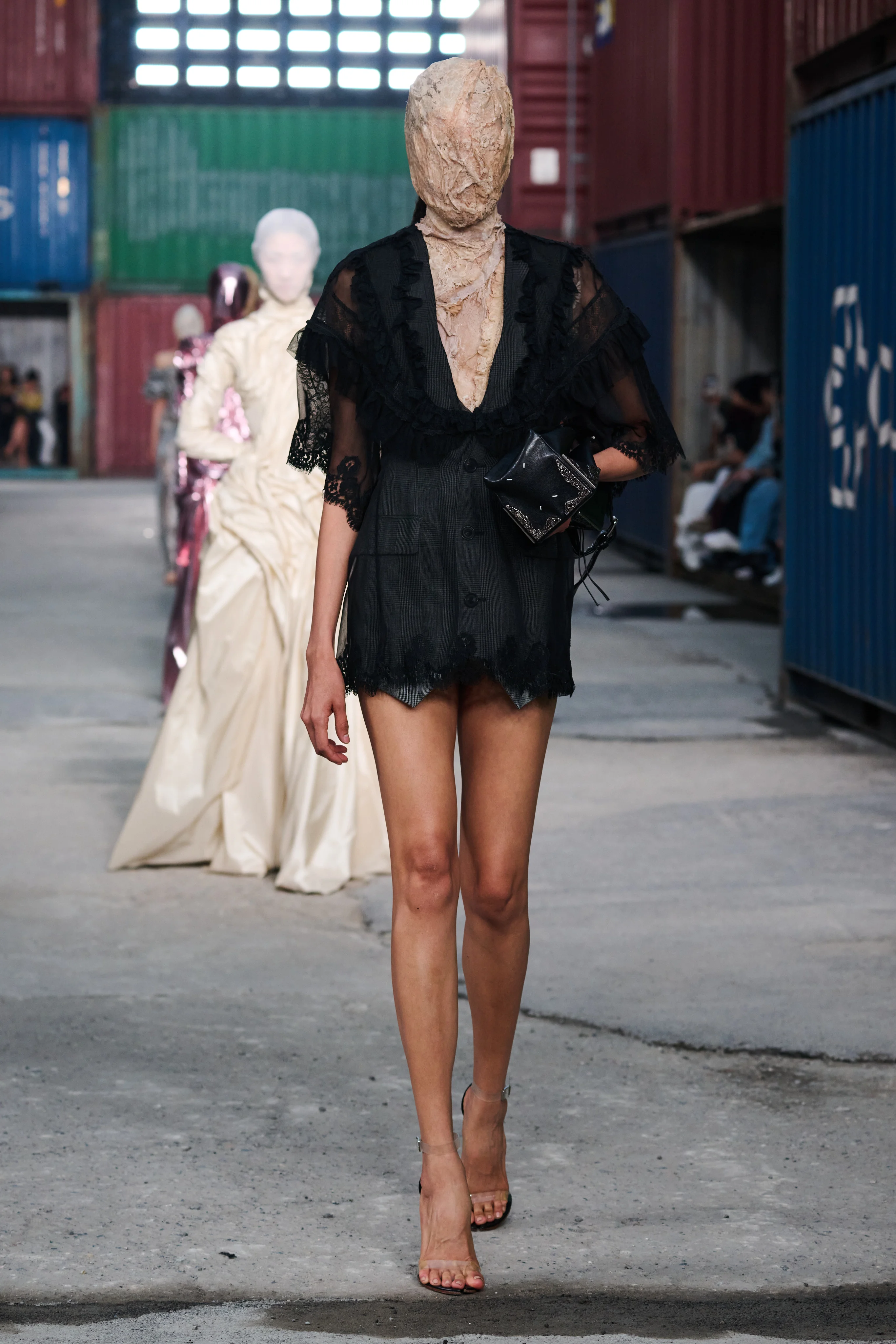 2026-27年秋冬コレクション_MAISON MARGIELA(メゾン マルジェラ)_モデル_28