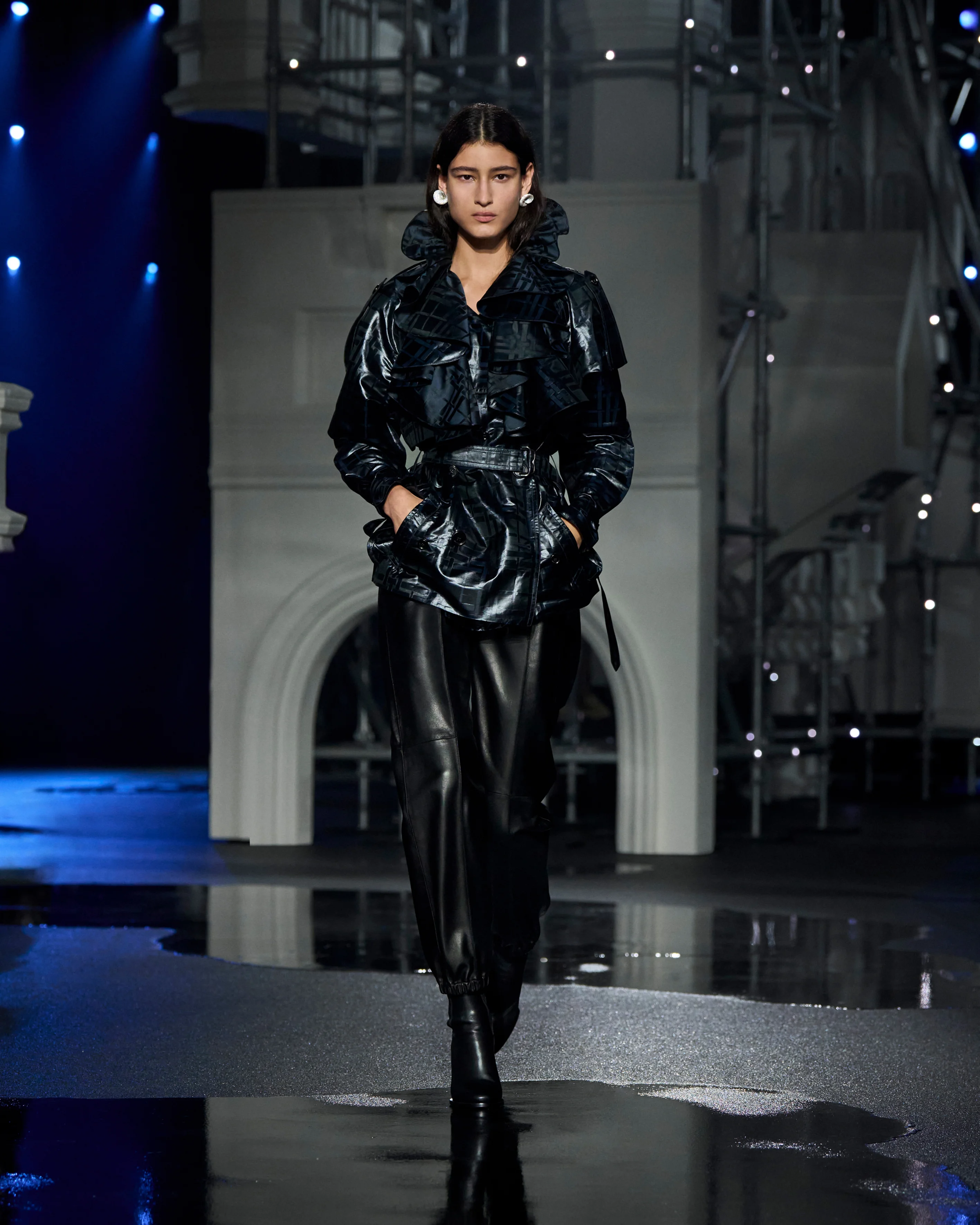 2026-27年秋冬コレクション_BURBERRY(バーバリー)_モデル_52