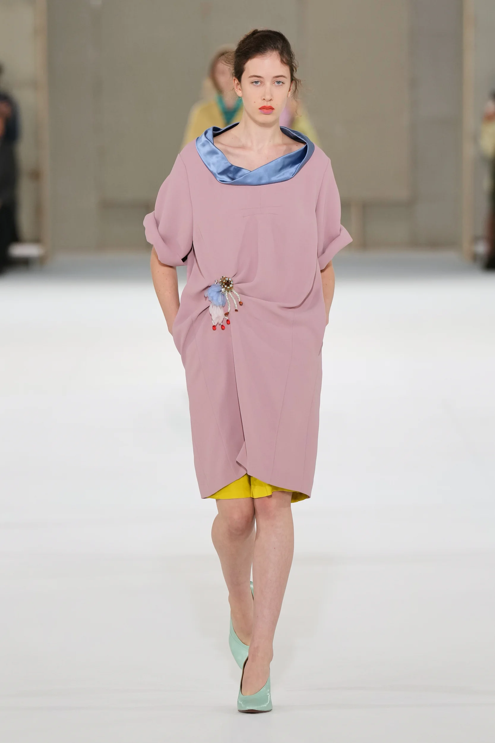 2027年春夏コレクション_DRIES VAN NOTEN(ドリス ヴァン ノッテン)_モデル_9