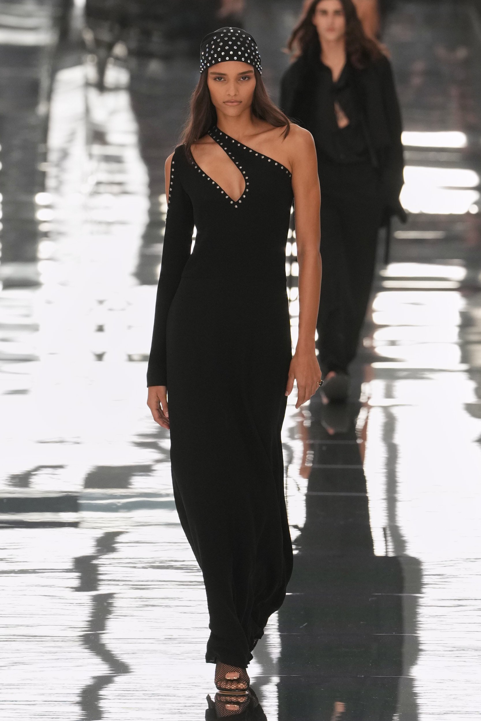 2027年春夏コレクション_FENDI(フェンディ)_モデル_65