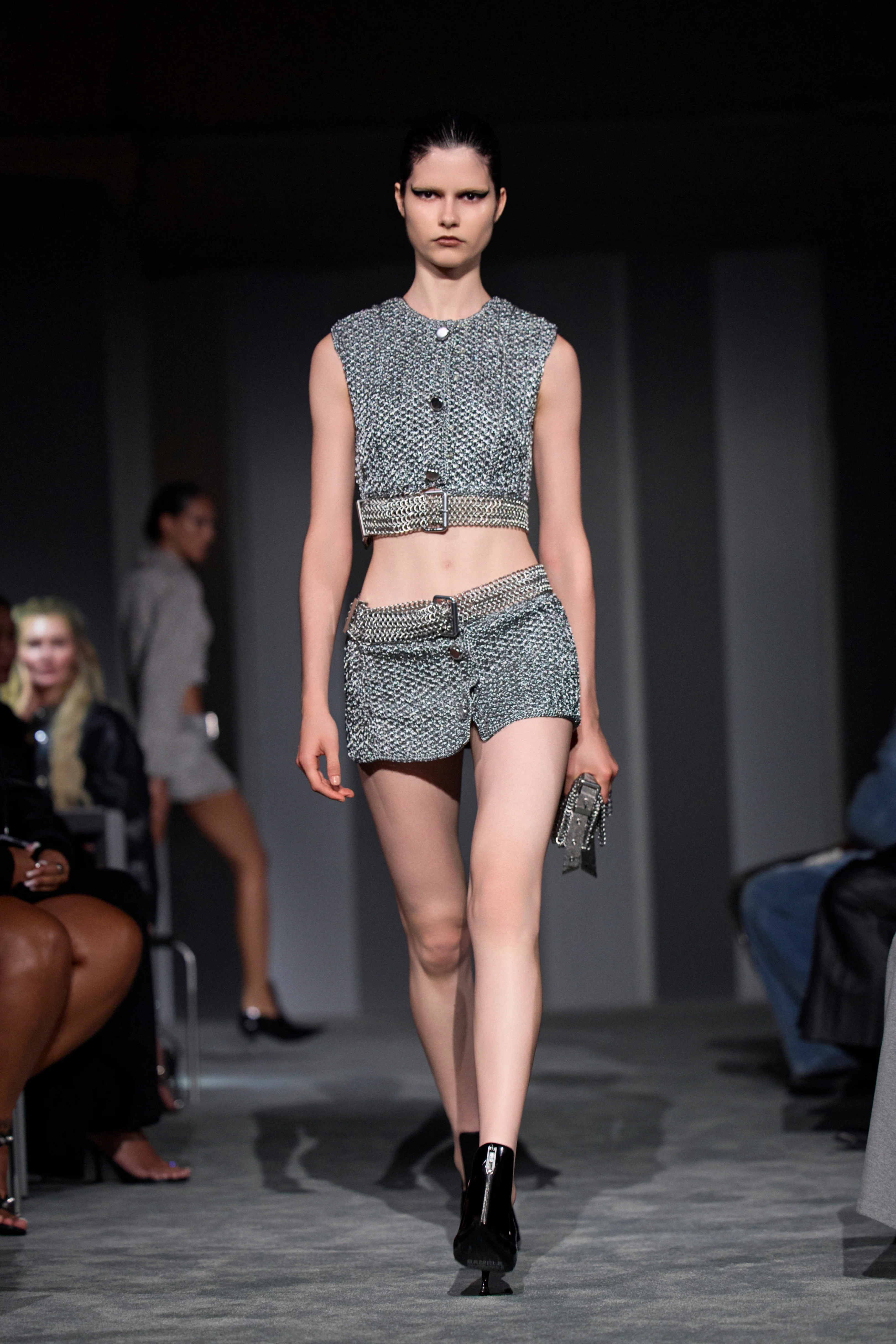2026年春夏コレクション_ALEXANDER WANG(アレキサンダー ワン)_モデル_19