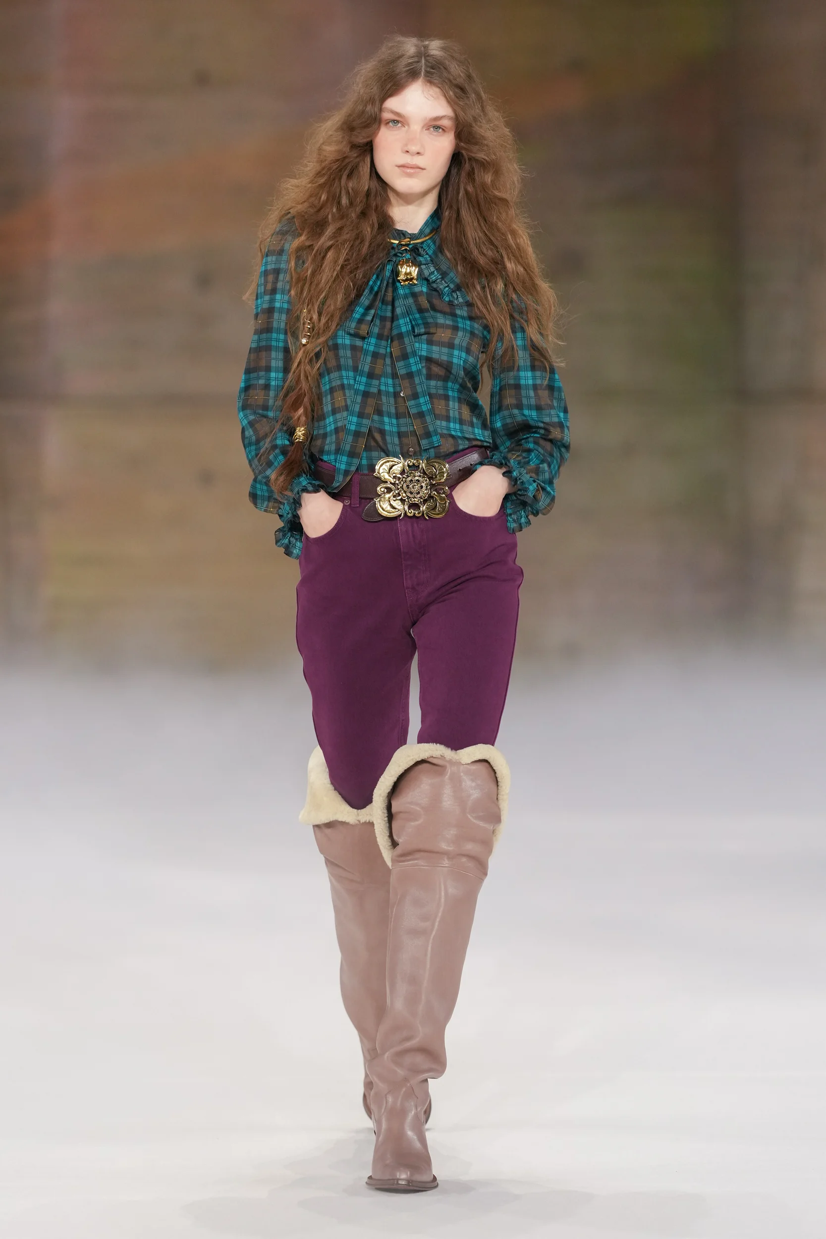 2026-27年秋冬コレクション_CHLOÉ(クロエ)_モデル_28