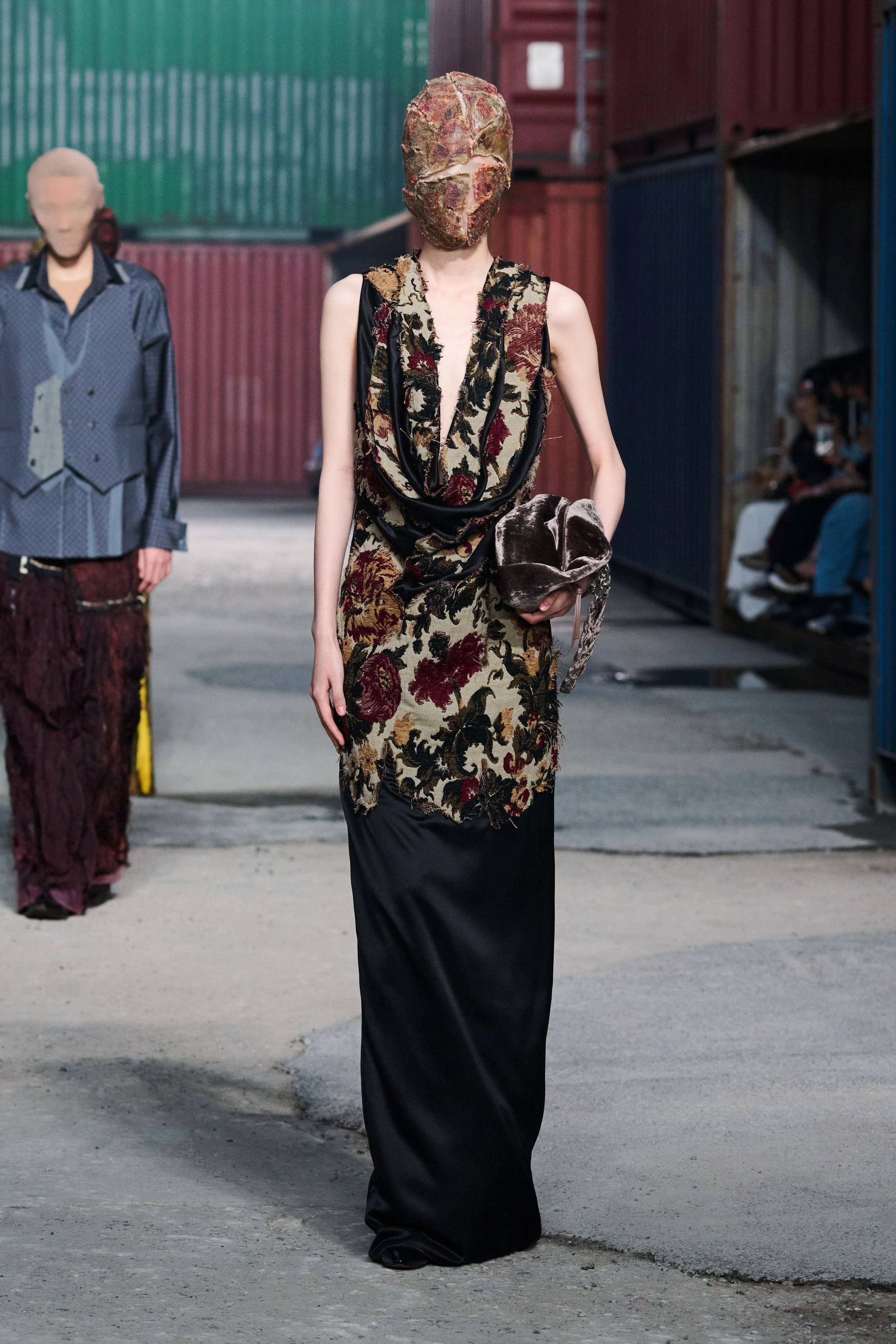 2026-27年秋冬コレクション_MAISON MARGIELA(メゾン マルジェラ)_モデル_61