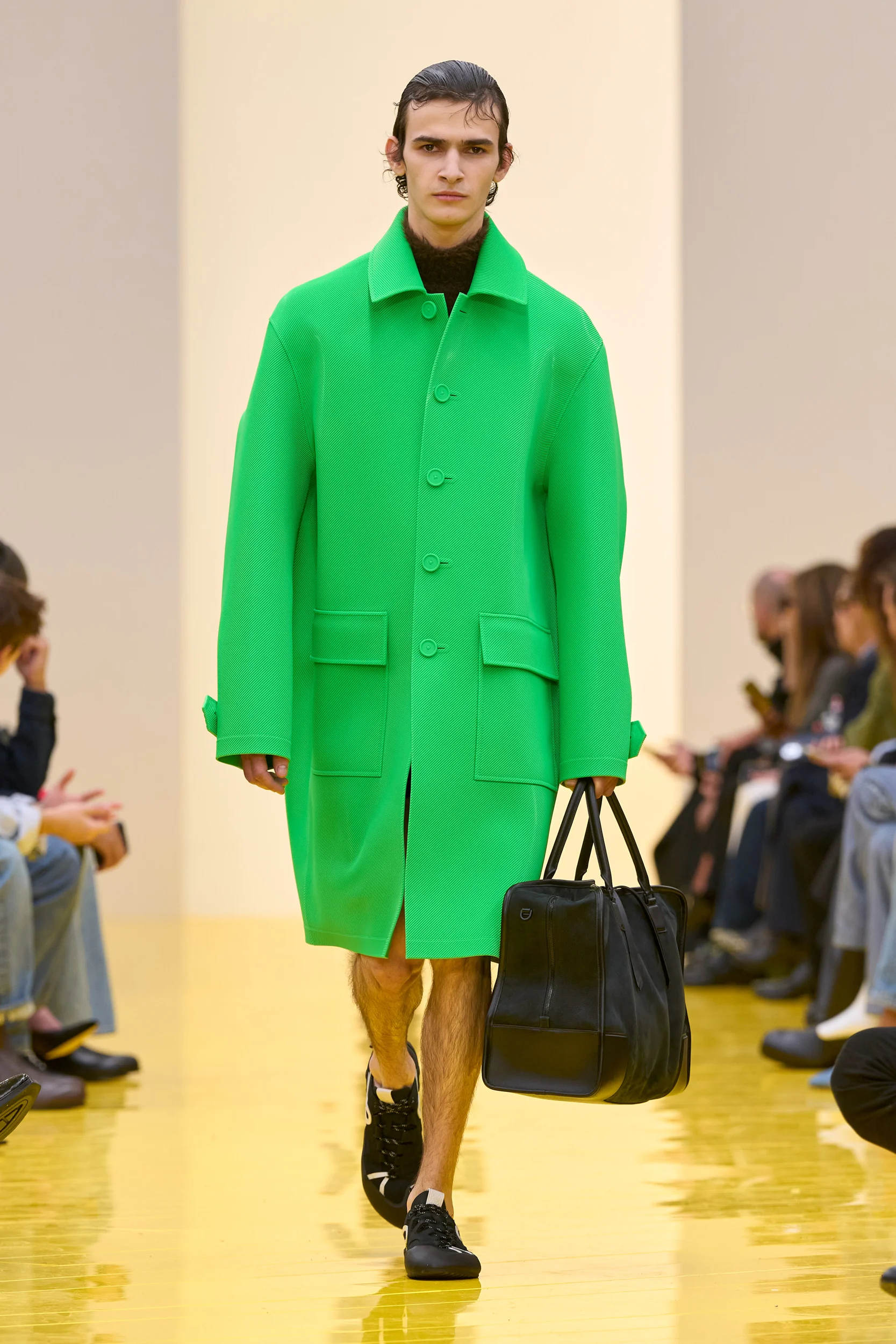 2026-27年秋冬コレクション_LOEWE(ロエベ)_モデル_61