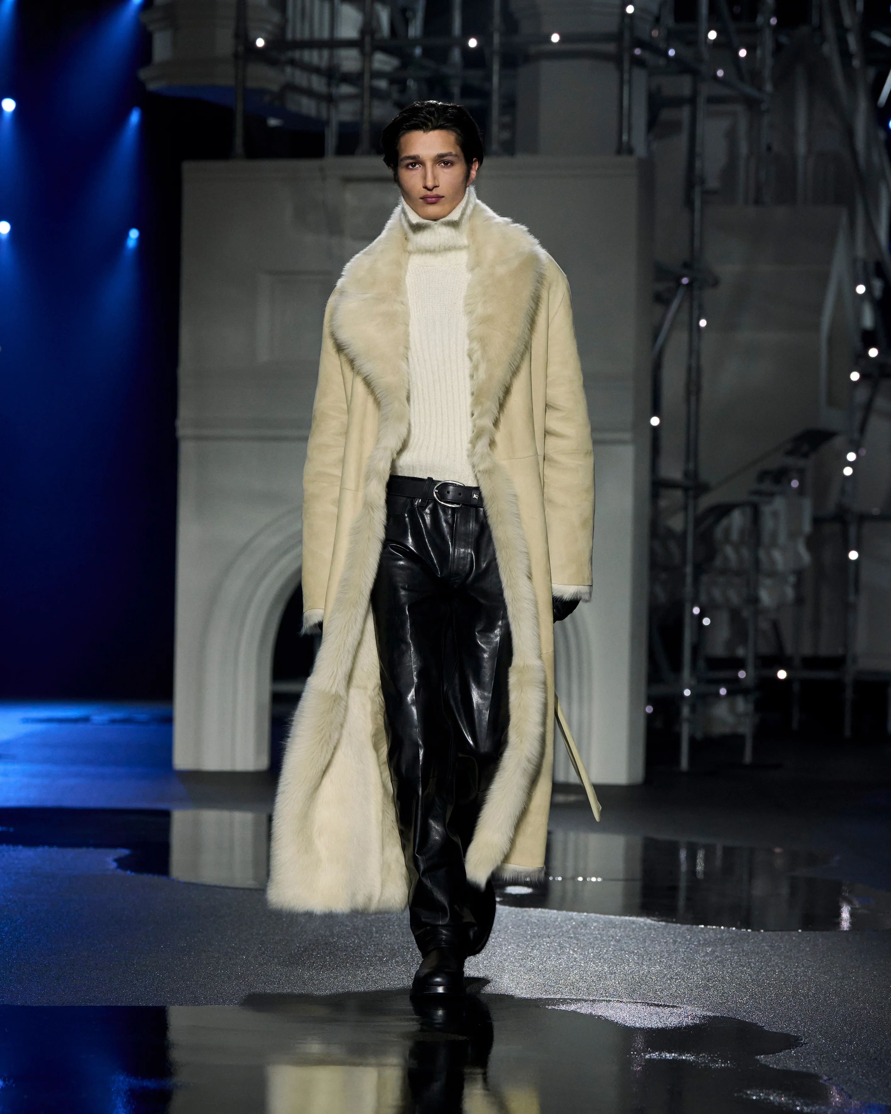 2026-27年秋冬コレクション_BURBERRY(バーバリー)_モデル_27