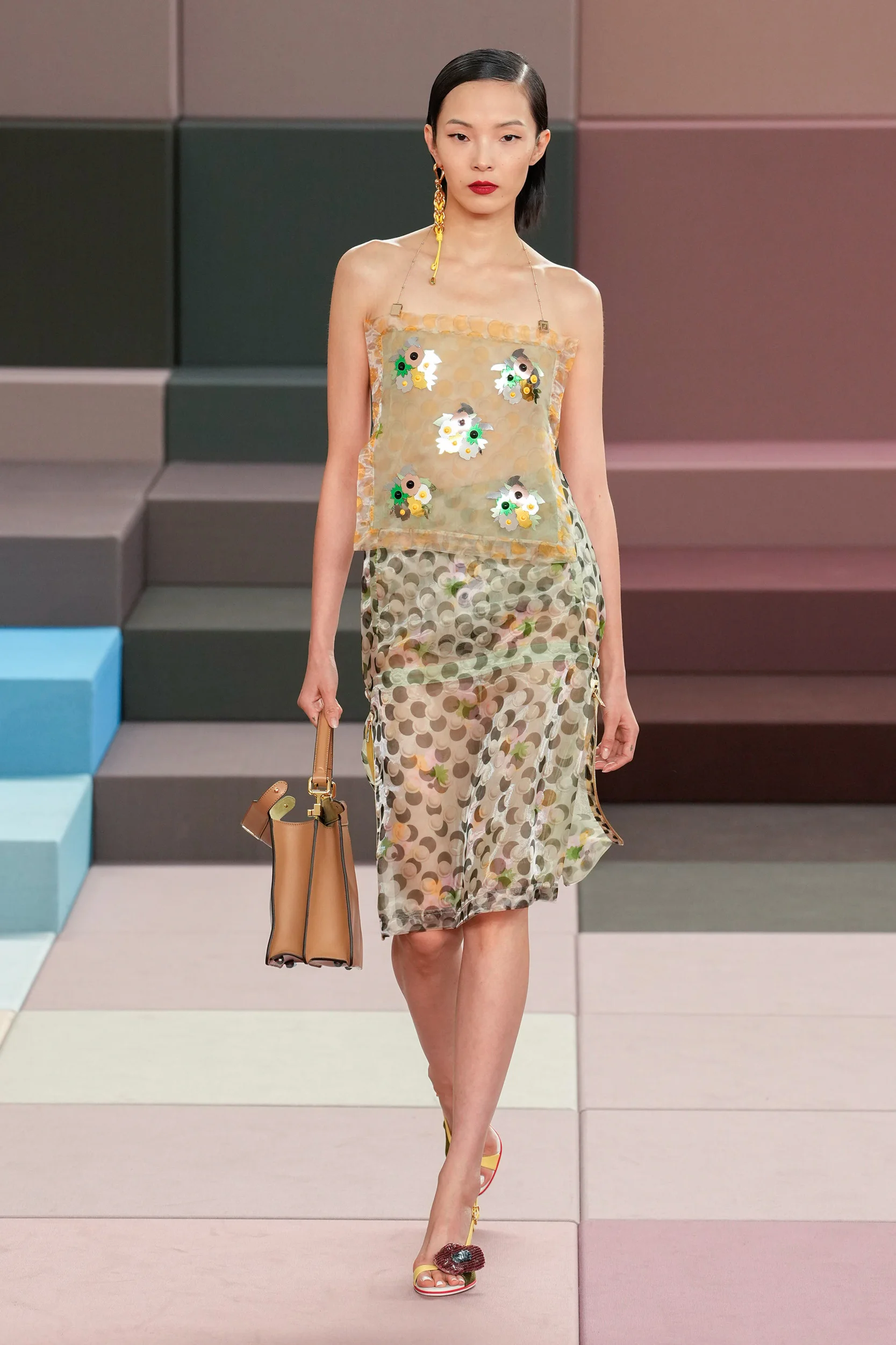 2026年春夏コレクション_FENDI(フェンディ)_モデル_76