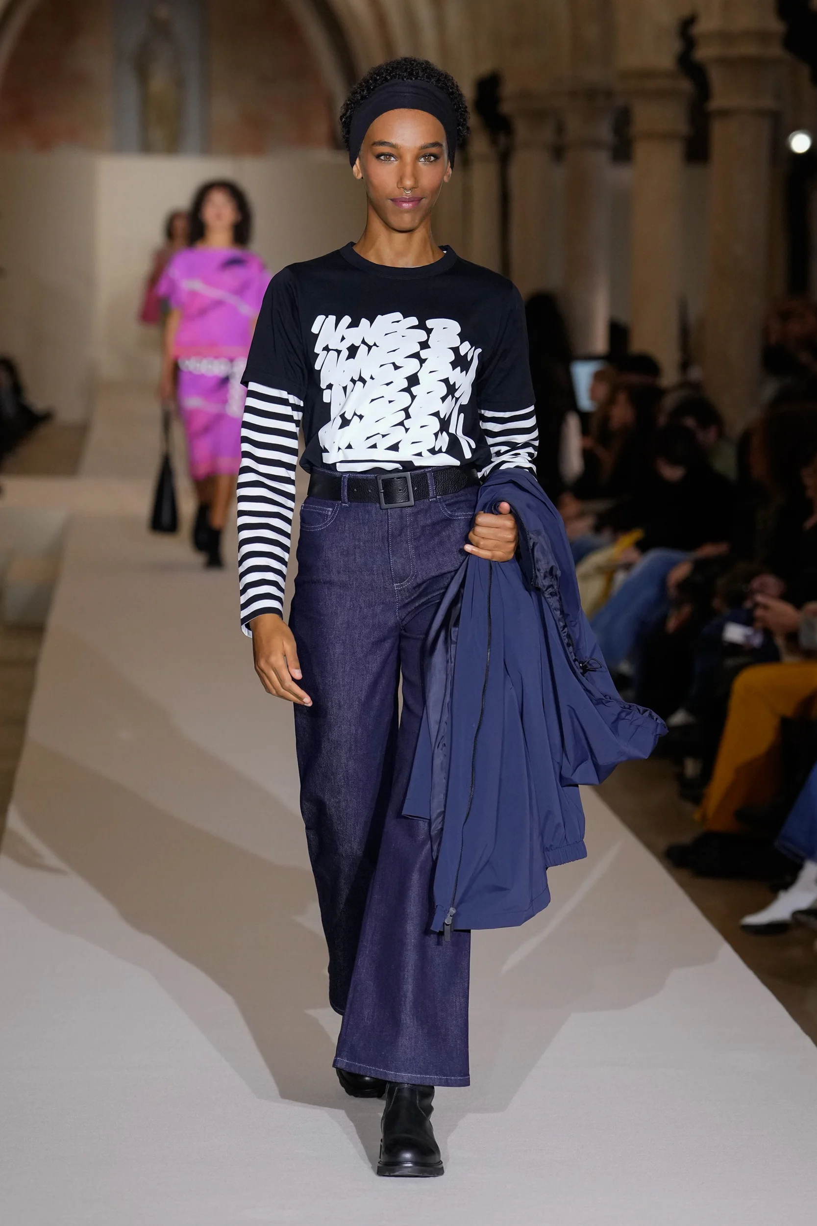 2026年春夏コレクション_AGNES B.(アニエスベー)_モデル_26