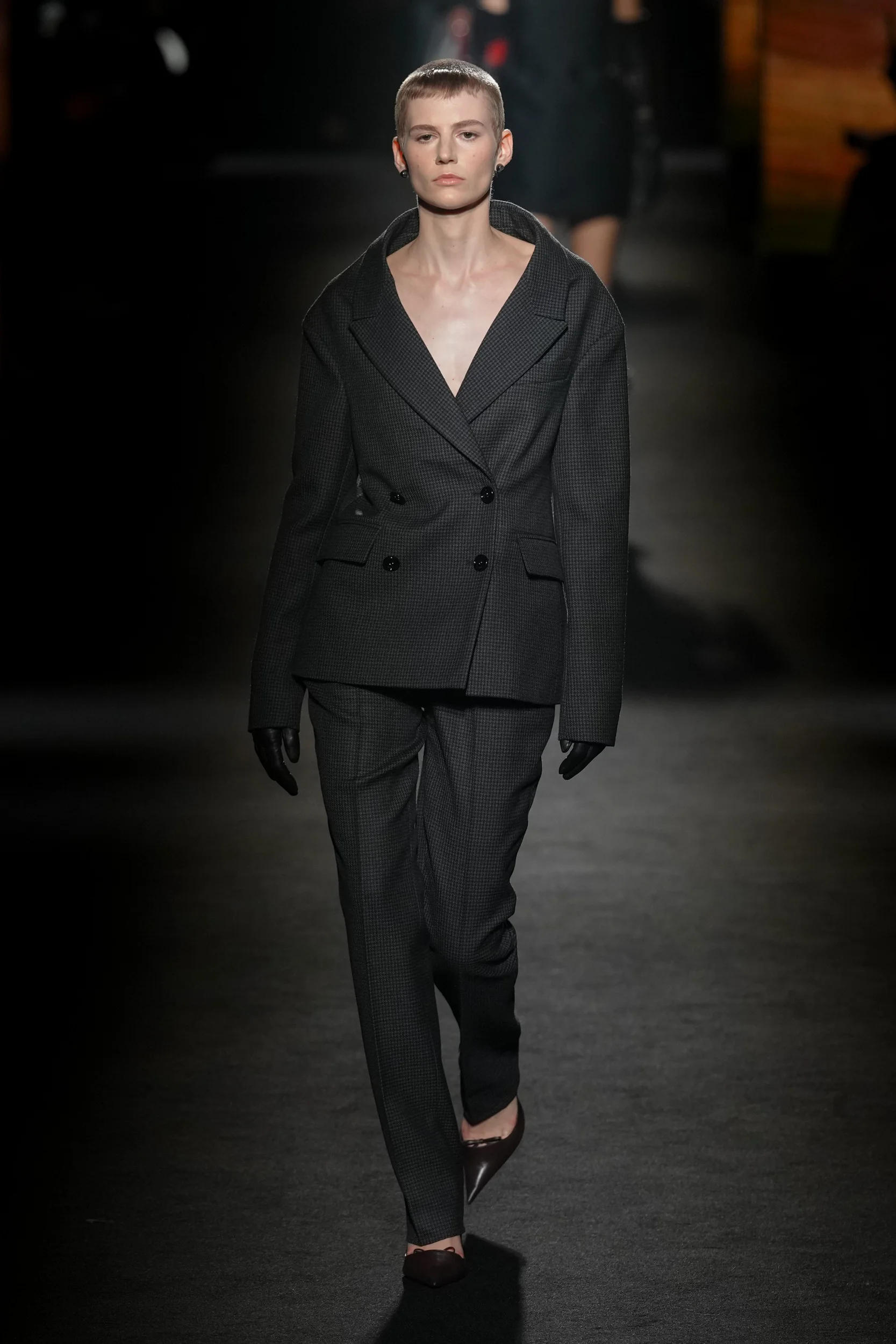 2026-27年秋冬コレクション_BALENCIAGA(バレンシアガ)_モデル_66