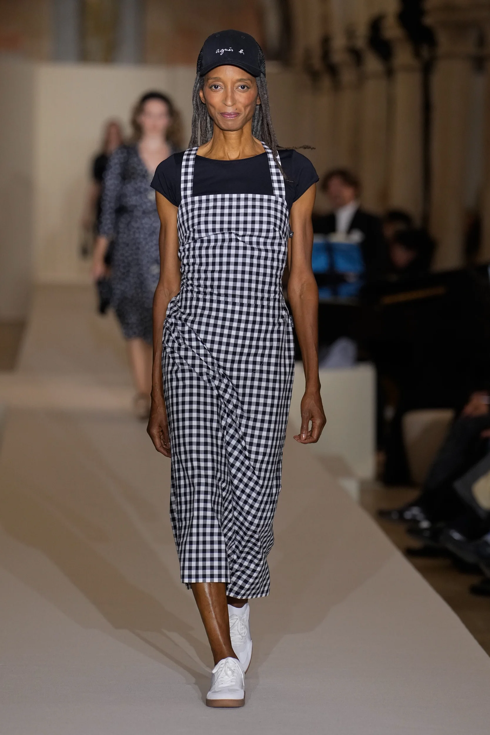 2026年春夏コレクション_AGNES B.(アニエスベー)_モデル_54