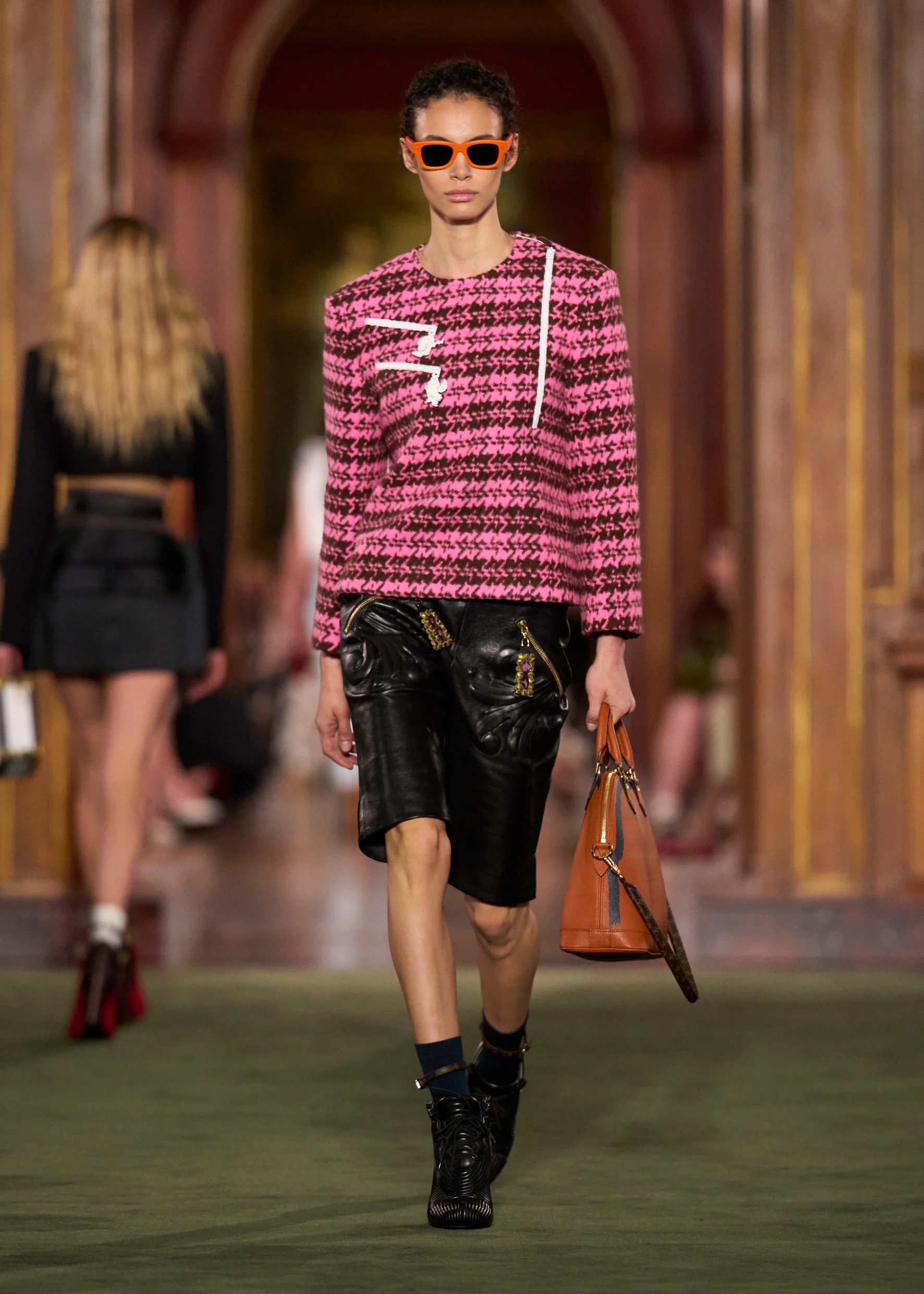 2027年クルーズコレクション_LOUIS VUITTON(ルイ・ヴィトン)_モデル_32