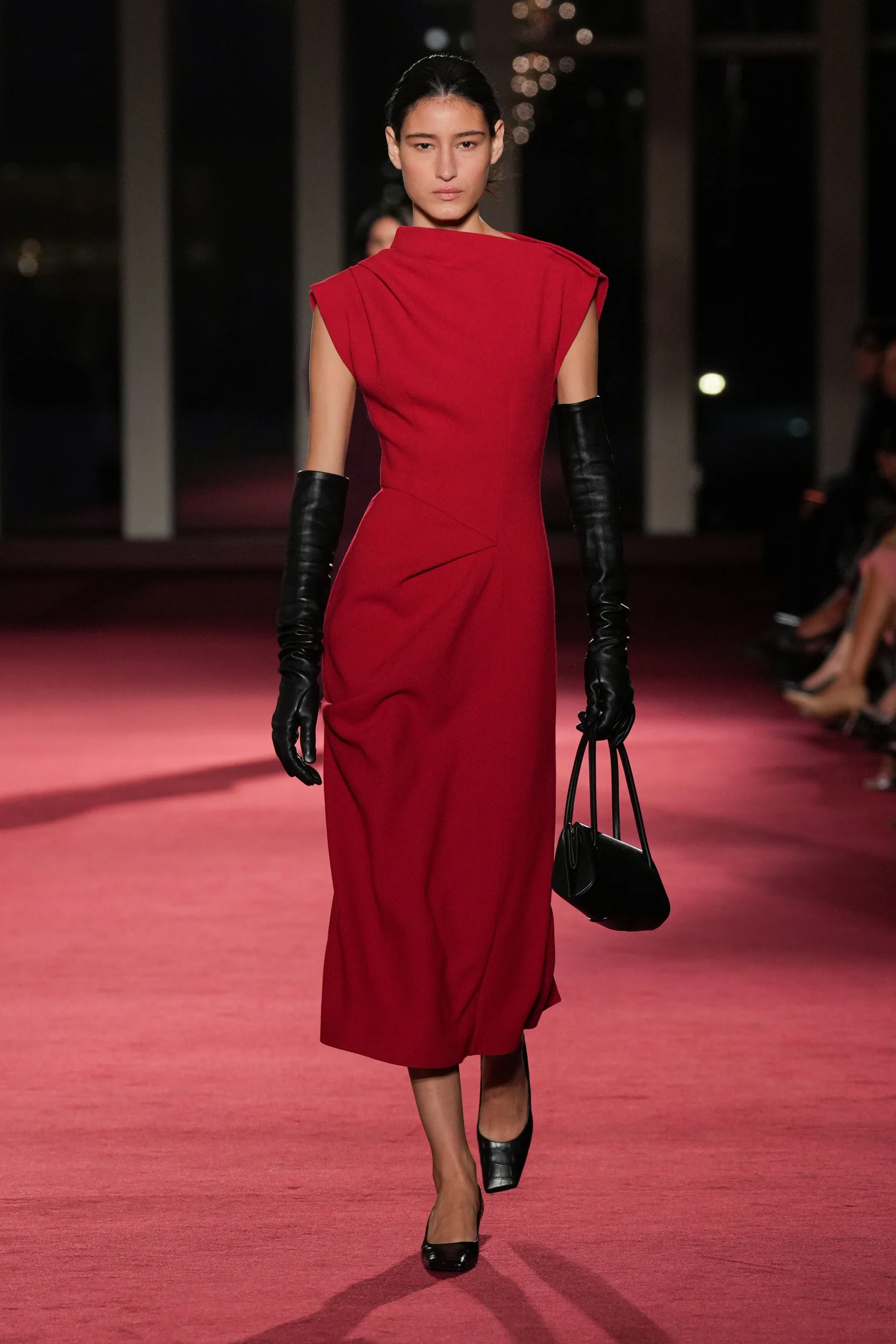 2026-27年秋冬コレクション_MICHAEL KORS COLLECTION(マイケル・コース コレクション)_モデル_26