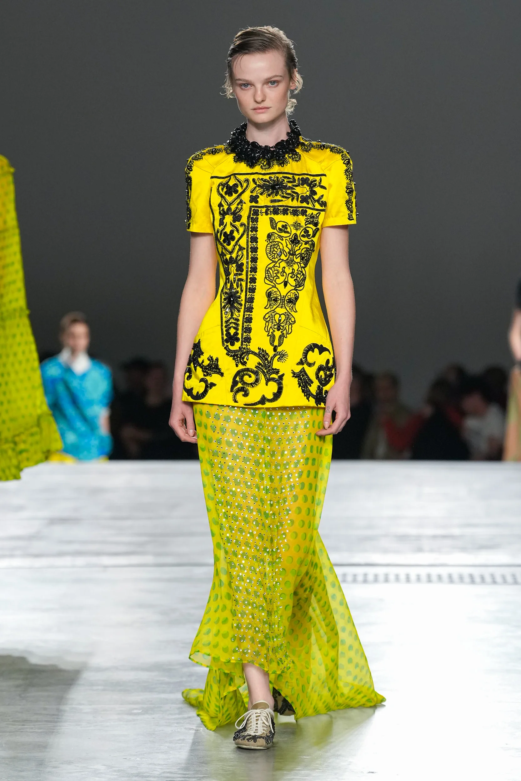 2026年春夏コレクション_DRIES VAN NOTEN(ドリス ヴァン ノッテン)_モデル_25