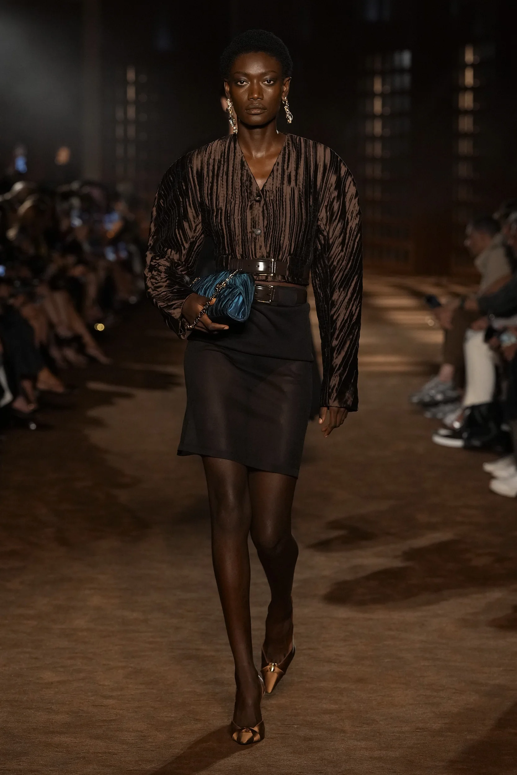 2027年春夏コレクション_FERRAGAMO(フェラガモ)_モデル_56