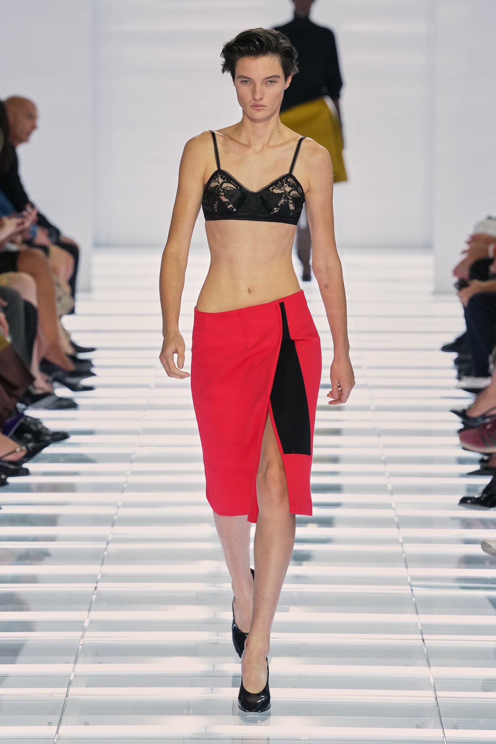 2027年春夏コレクション_PRADA(プラダ)_モデル_1